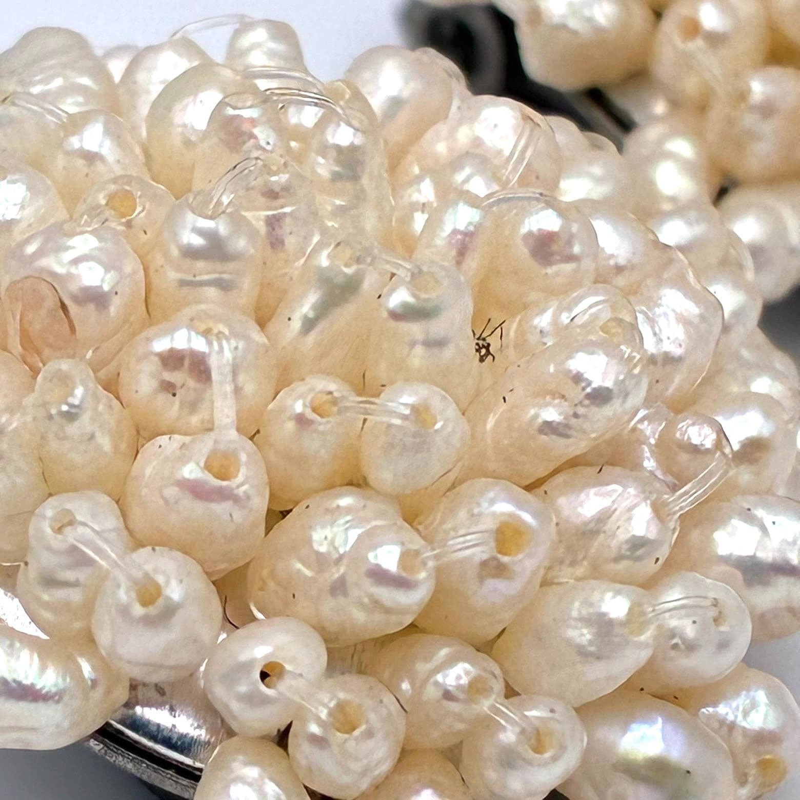 Vintage 80s Faux Pearl Cream Beaded Earrings Statement Women's Classic Jewelry - Thumbnail 4