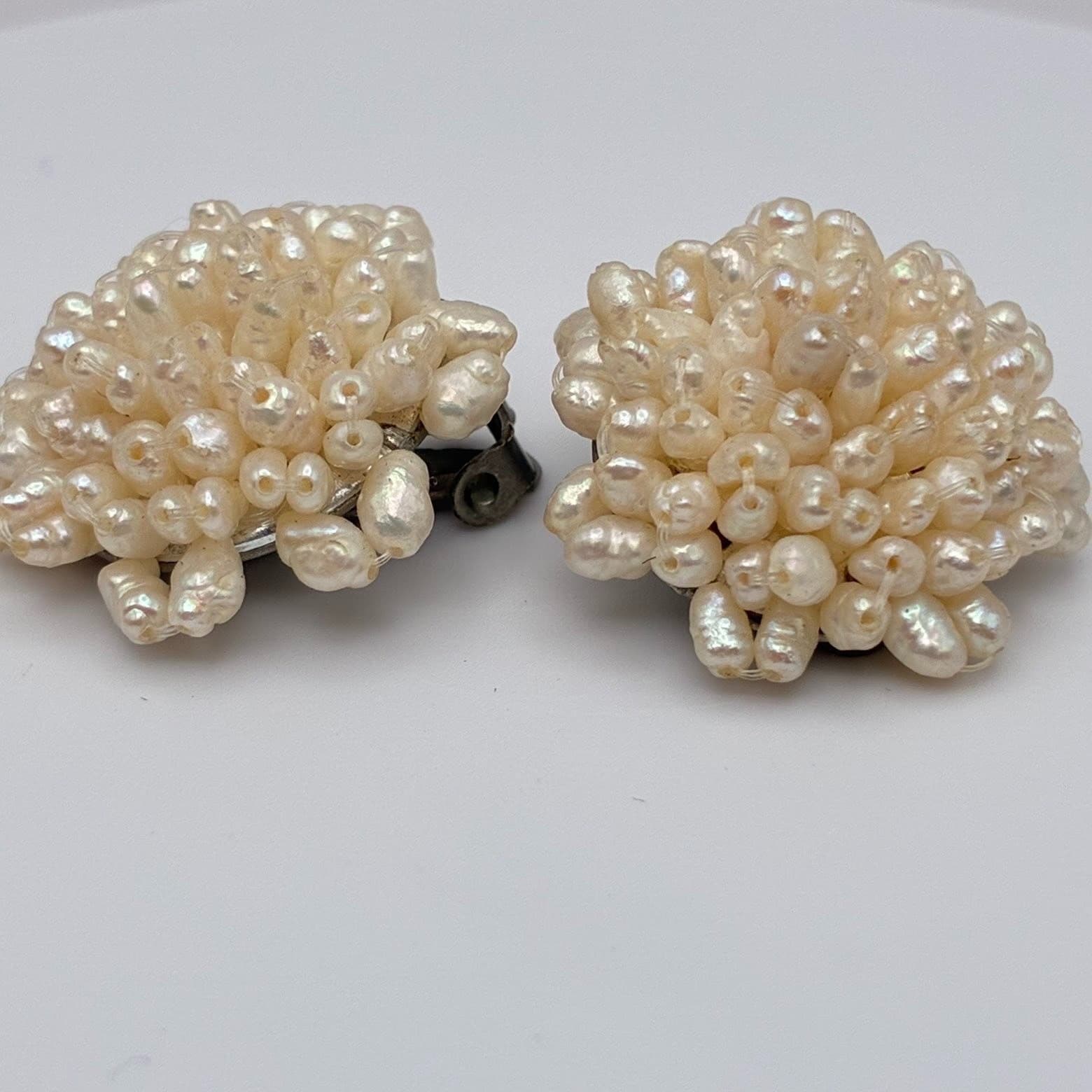 Vintage 80s Faux Pearl Cream Beaded Earrings Statement Women's Classic Jewelry - Thumbnail 3