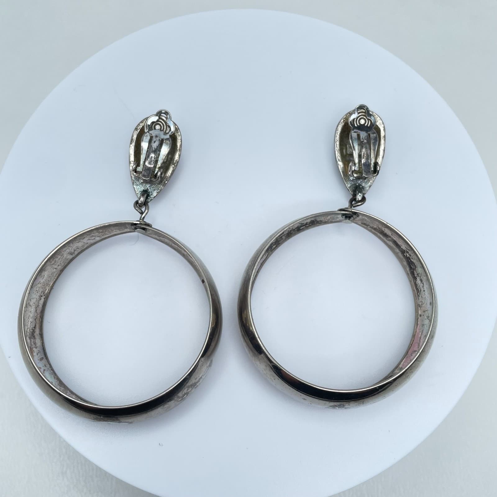 Vintage 90s Silver Tone Large Hoop Dangle Earrings Retro Bold Modern Jewelry - Thumbnail 2