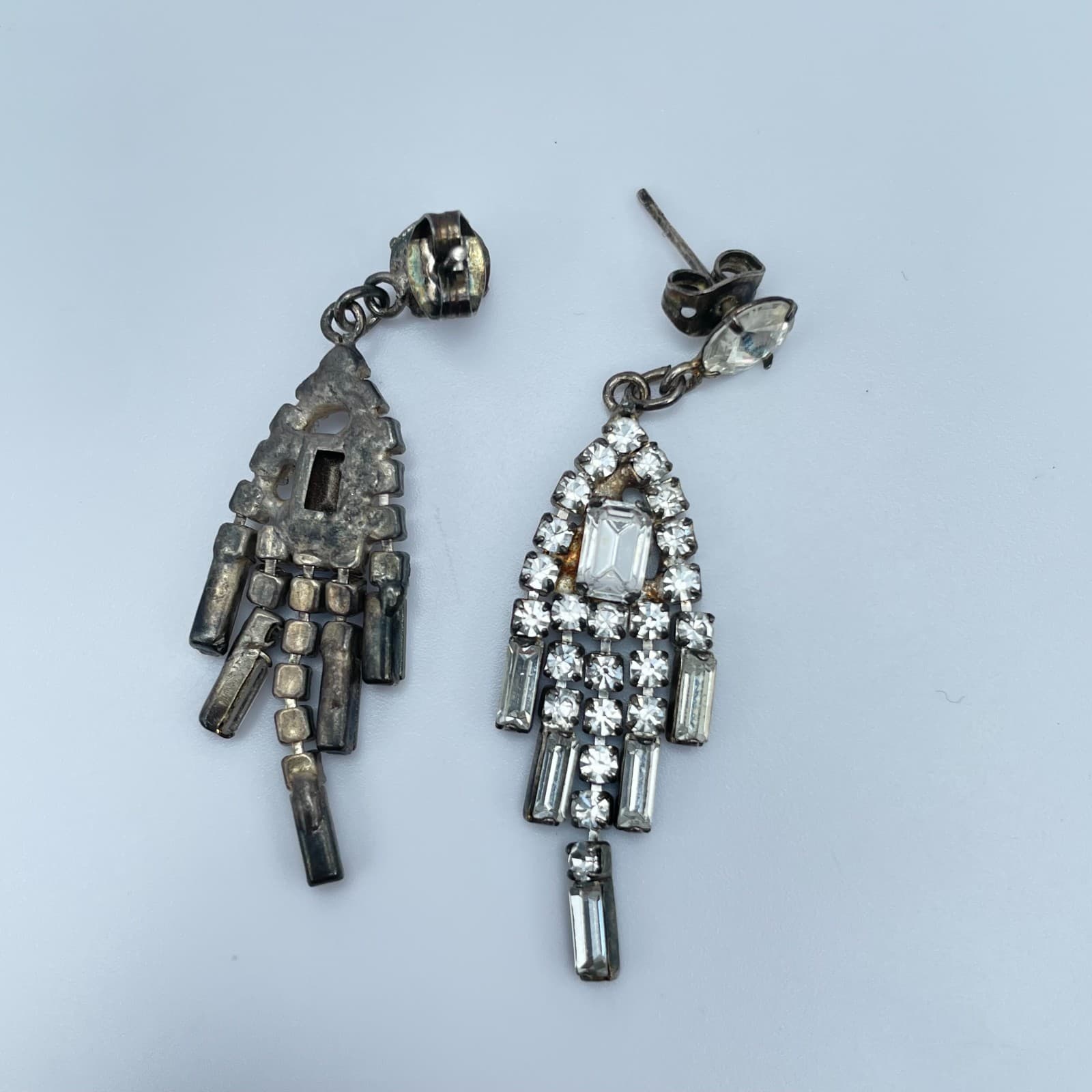 Vintage 80s Silver Tone Dangle Drop Earrings Clear Glass Rhinestone Art Deco - Thumbnail 6