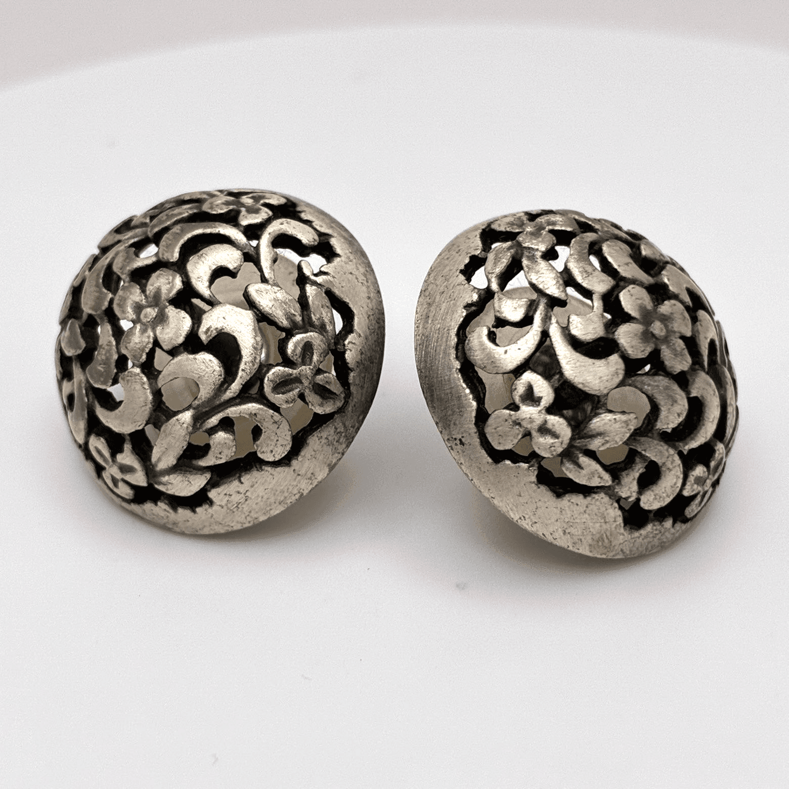 Vintage 90s Silver Tone Filigree Floral Dome Stud Earrings Boho Round Minimalist - Image 1