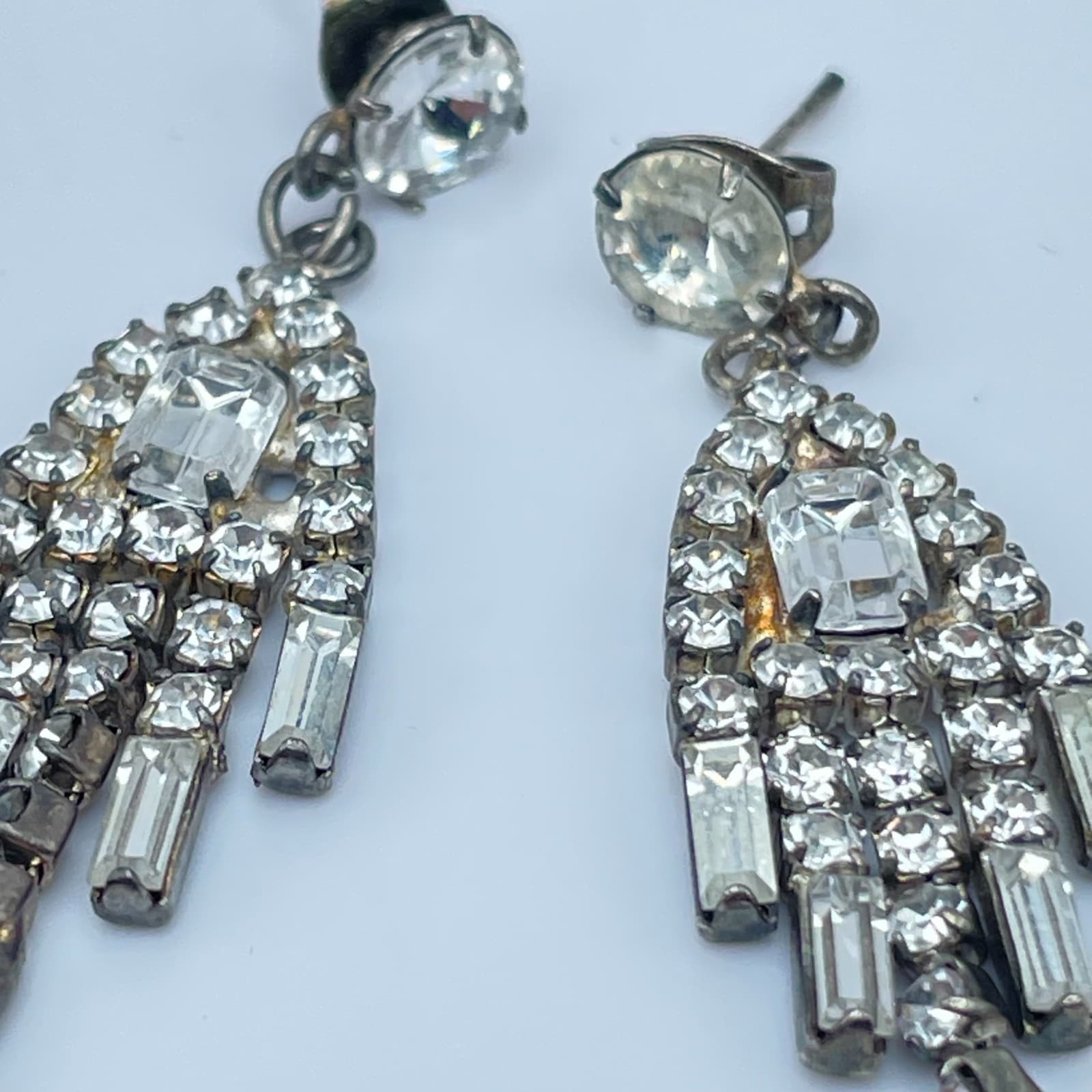 Vintage 80s Silver Tone Dangle Drop Earrings Clear Glass Rhinestone Art Deco - Thumbnail 2