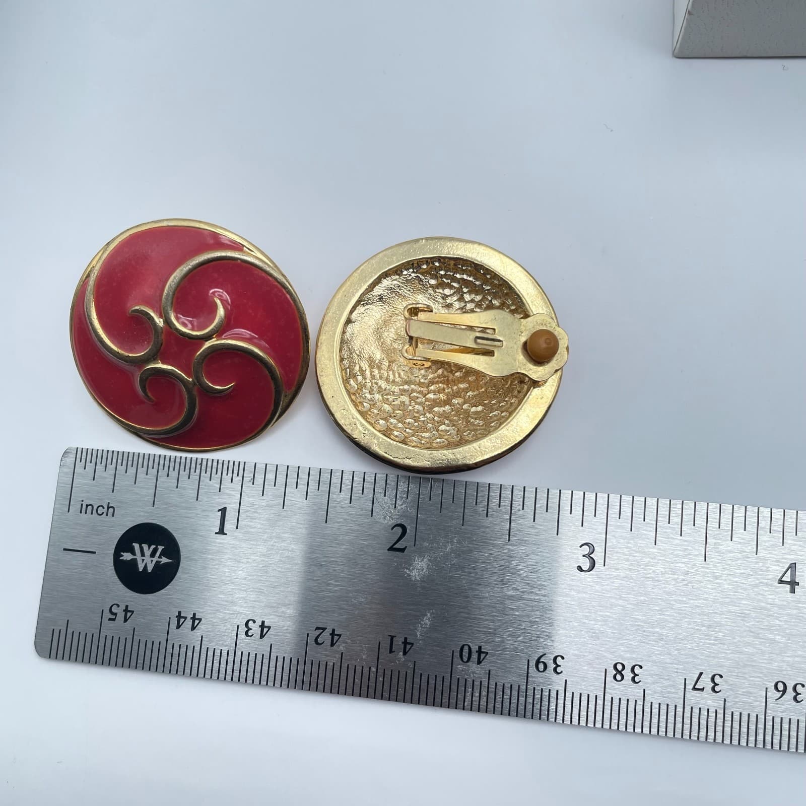 Vintage 80s Red Enamel Swirl Gold Tone Round Earrings Fashion Statement Jewelry - Thumbnail 9