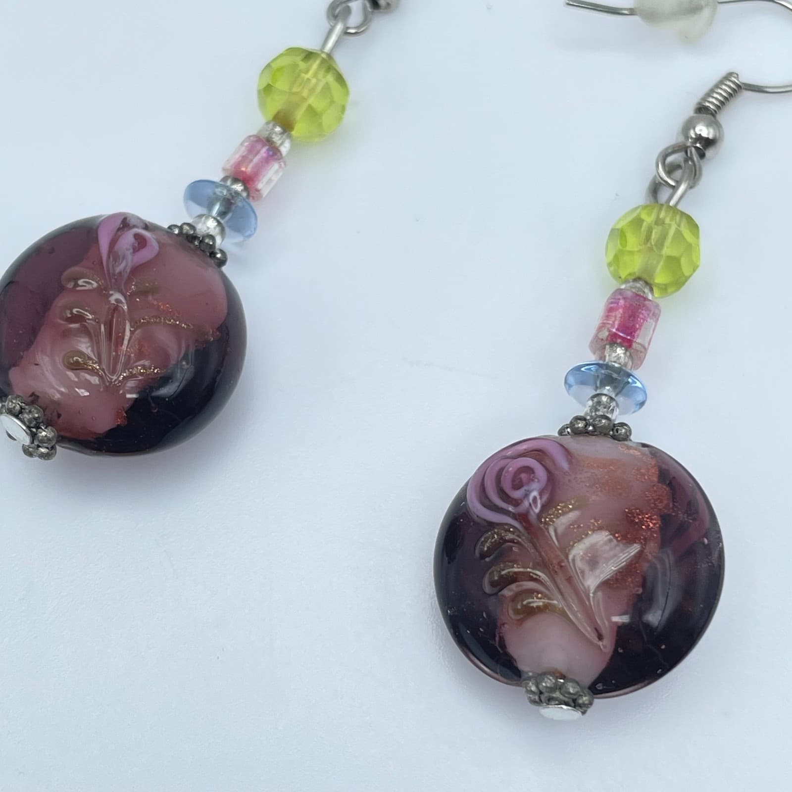 Vintage 90s Lampwork Glass Dangle Earrings Purple Floral Rose Beaded Artisan - Thumbnail 3