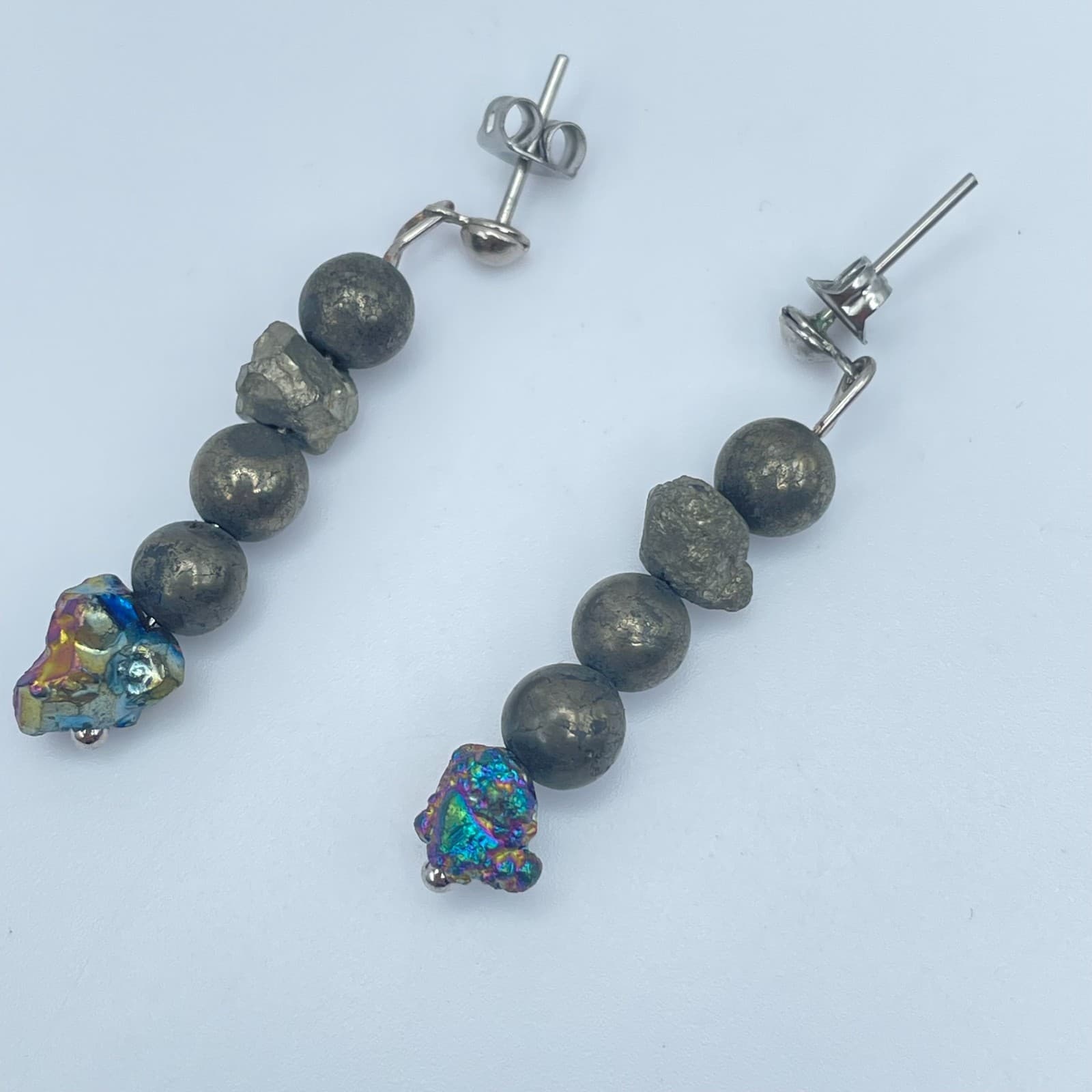 Vintage Y2K Beaded Dangle Earrings Silver Tone Boho Women's Classic Jewelry - Image 1