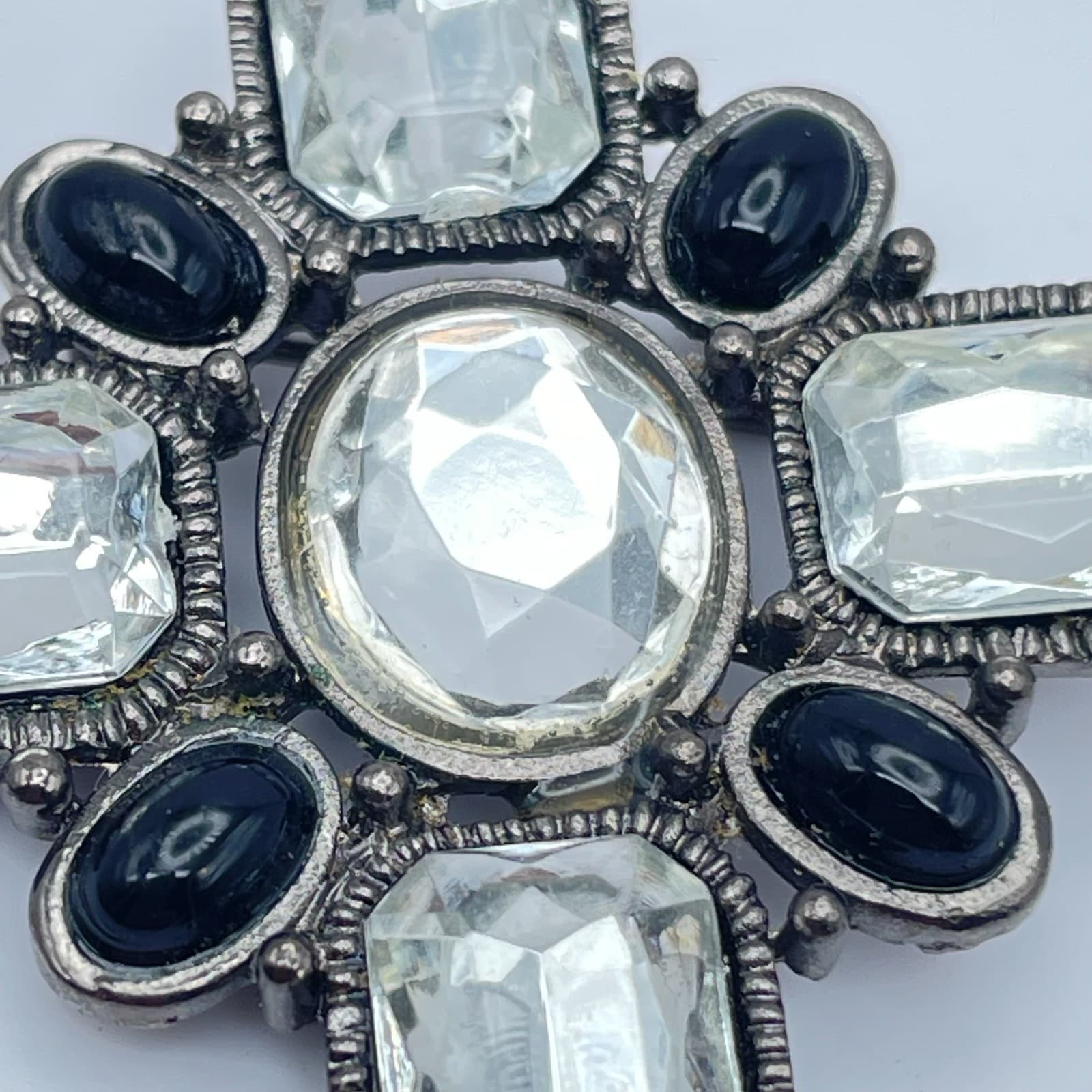 Vintage 90s Gothic Silver Tone Black Onyx Glass Cross Brooch Pin Art Deco - Thumbnail 5