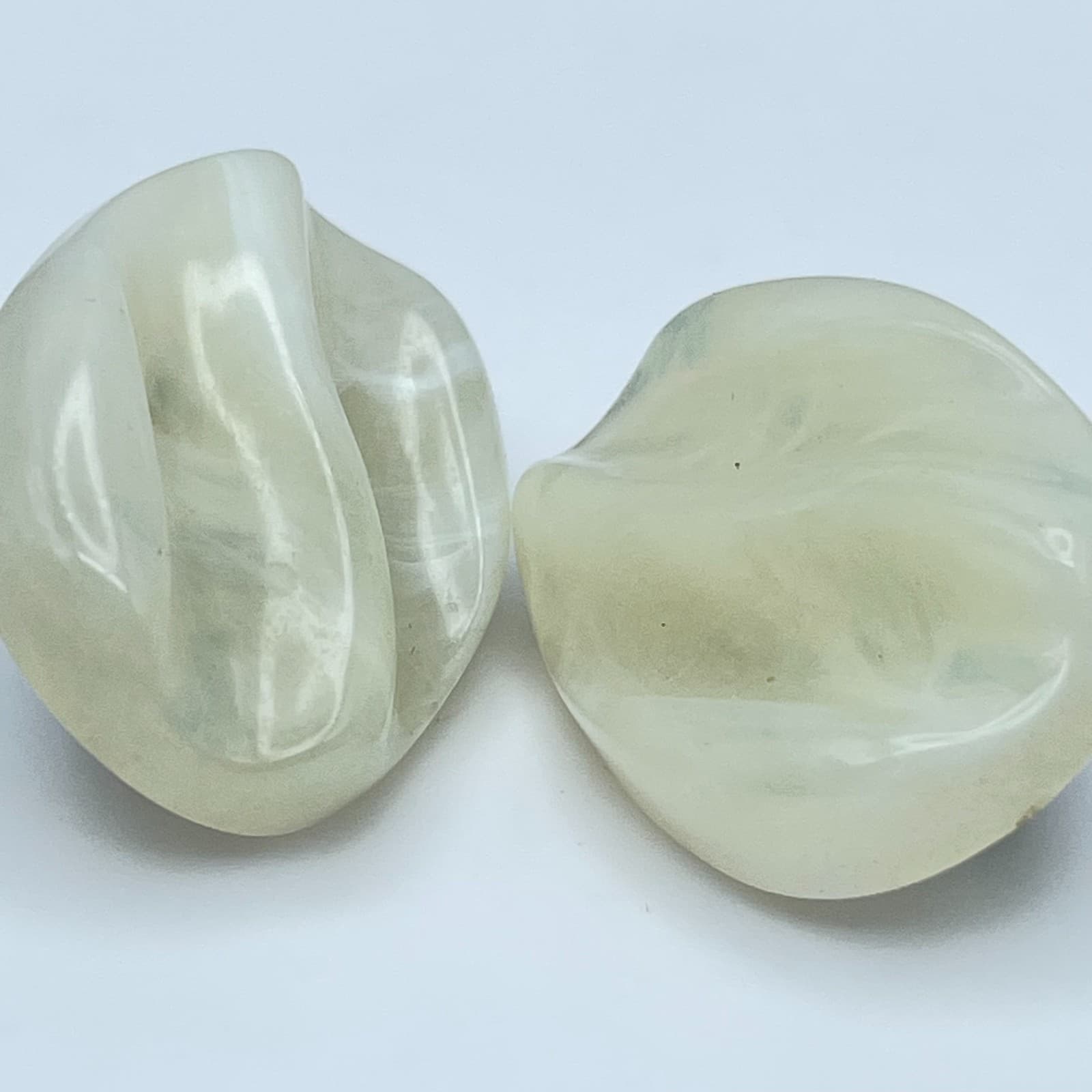 Vintage 90s Cream Oval Earrings Statement Retro Women's Classic Fashion Jewelry - Thumbnail 3