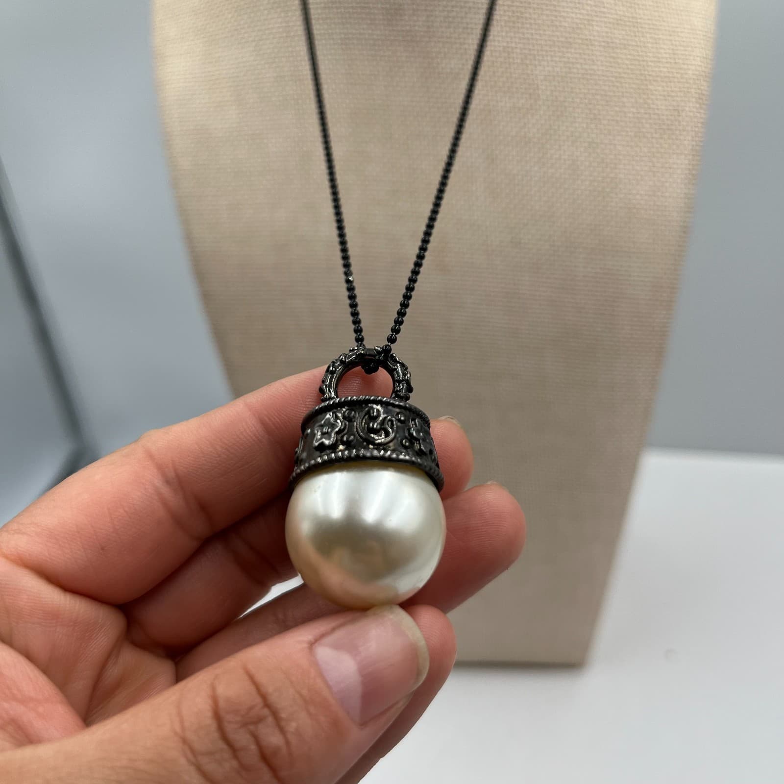 Vintage Faux Pearl Pendant Necklace Black Ball Chain Ornate Filigree Cap Large - Thumbnail 6