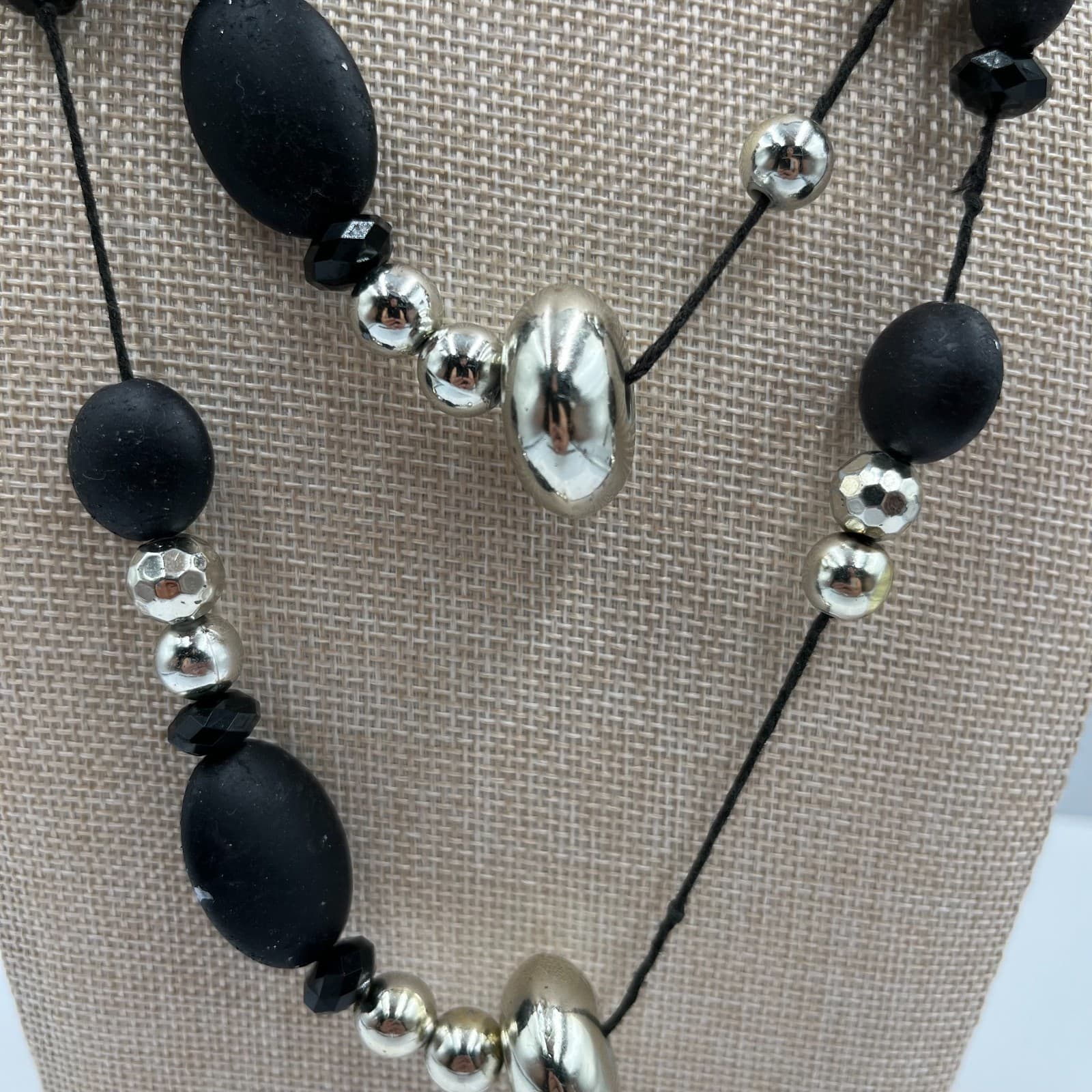 Vintage Black & Silver Tone Beaded Necklace Long Opera Length Flapper Art Deco - Thumbnail 3