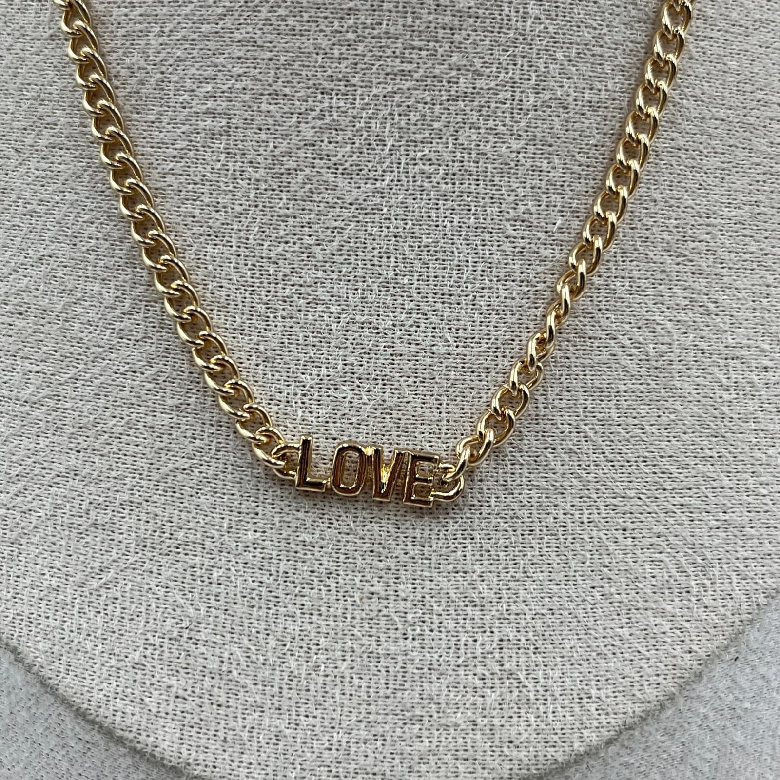 Vtg 90s Gold Tone Love Script Necklace Chunky Curb Chain Statement Jewelry Women - Thumbnail 3