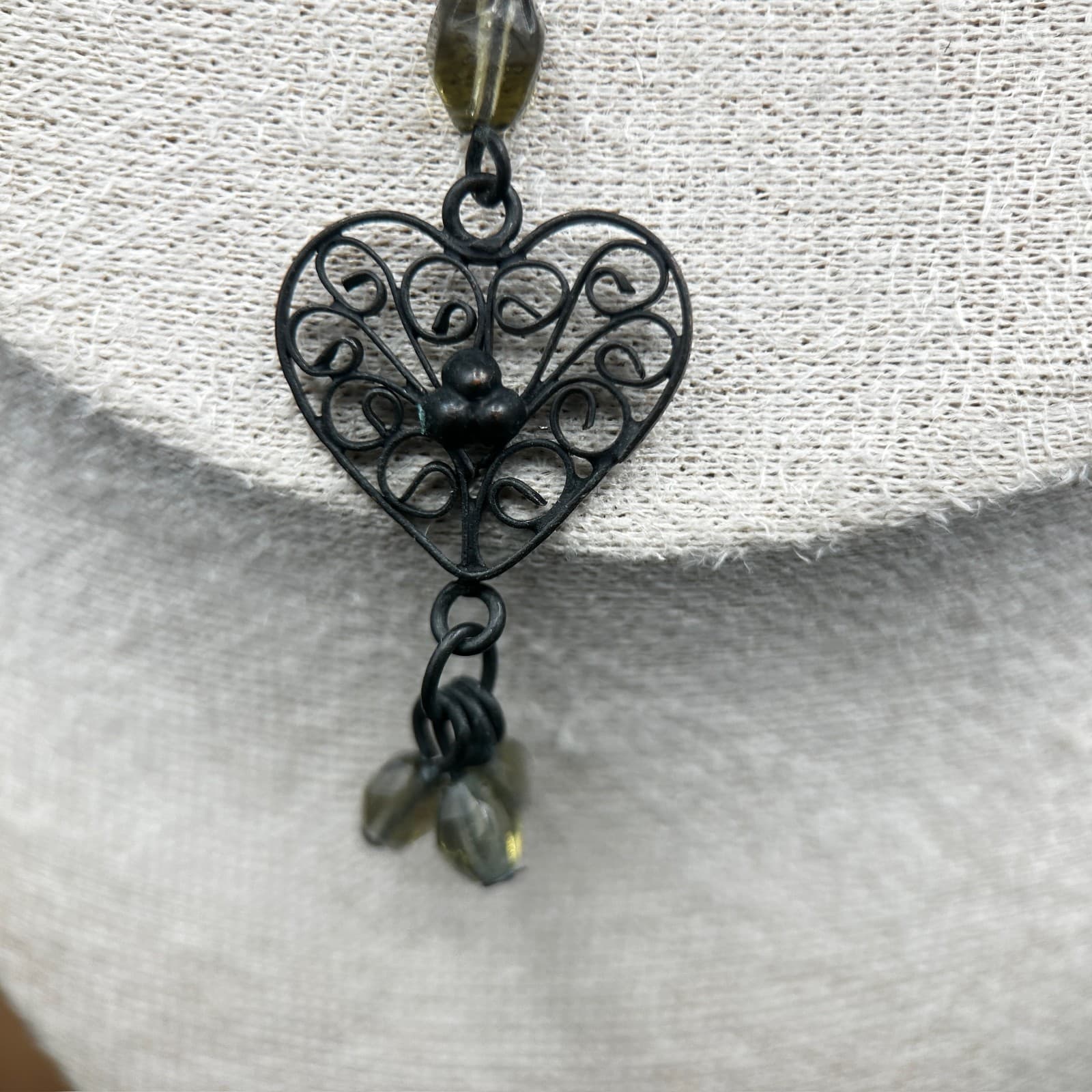 Vintage Black Filigree Heart Pendant Necklace Green Beads 17in - Thumbnail 3
