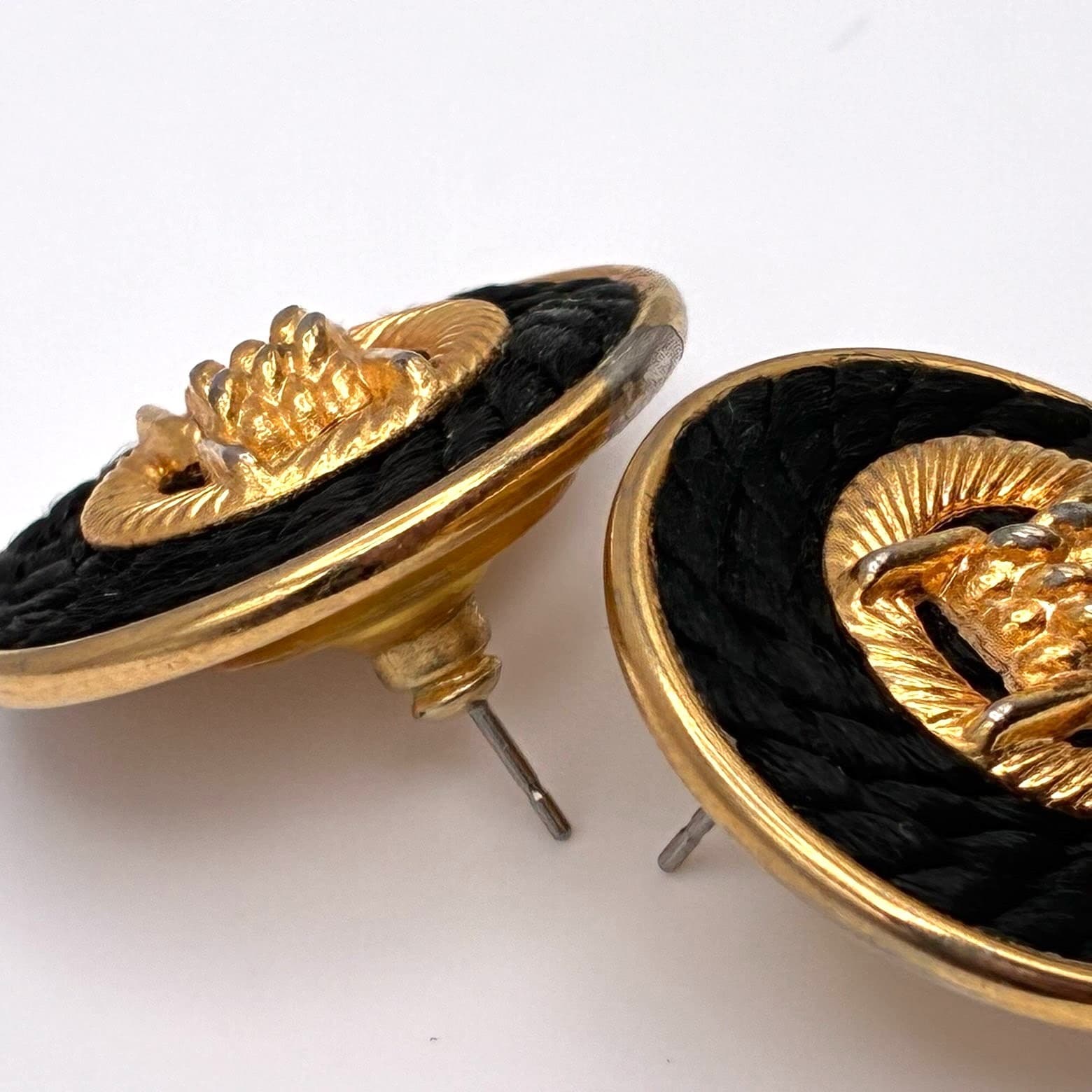 Vintage 80s Black Rope Gold Tone Round Button Stud Earrings Nautical Jewelry - Thumbnail 8