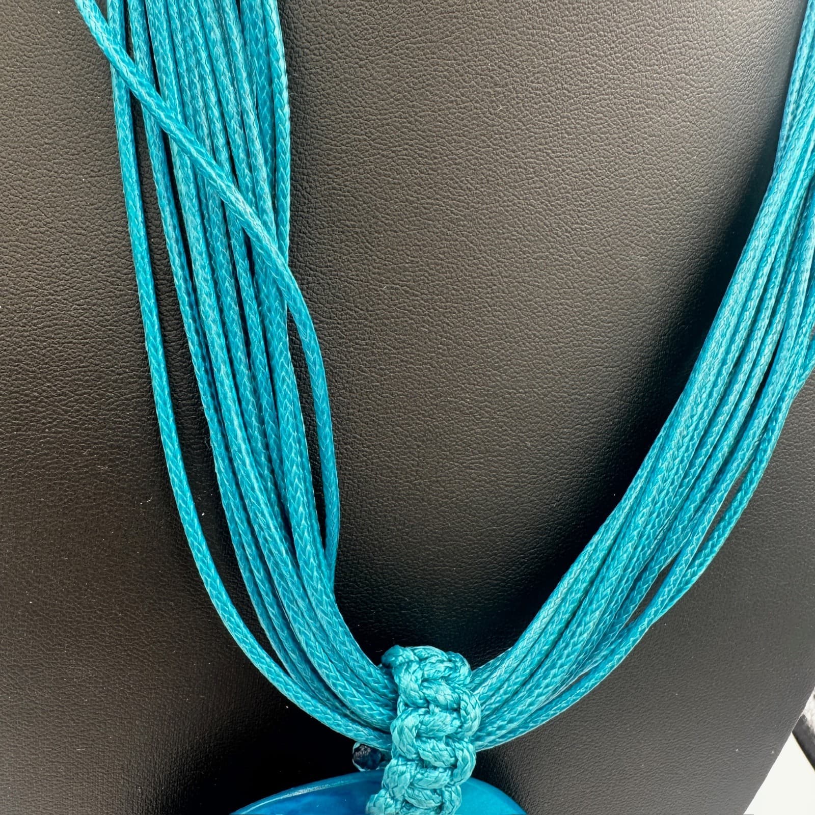 Boho Multicolor Shell Flower Pendant on Turquoise Cord Necklace - Thumbnail 4