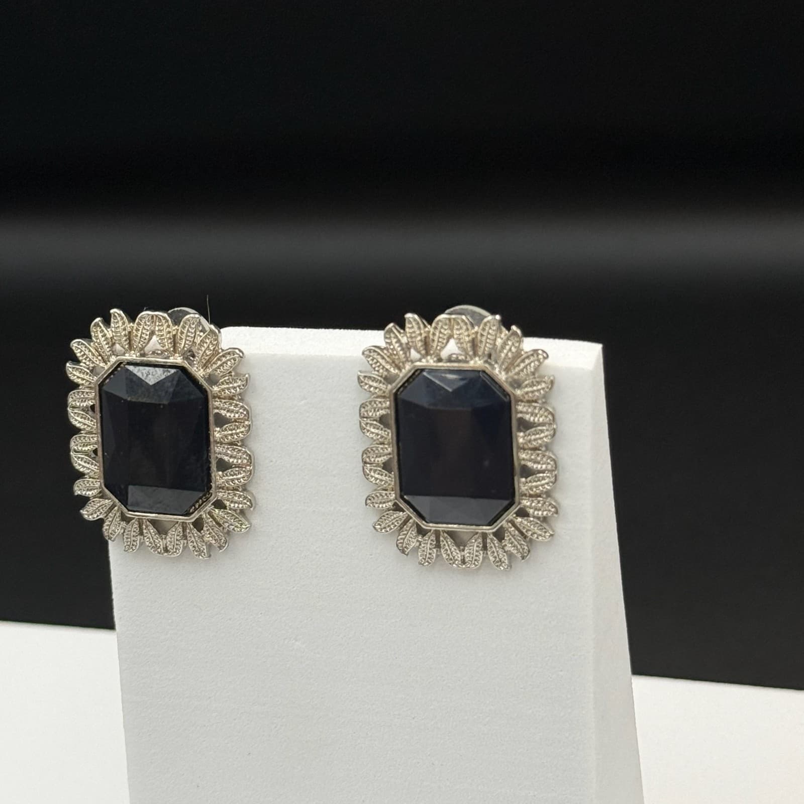 Vintage Womens Silver Pleated Black Rhinestone Fashion Wedding Earrings - Thumbnail 9