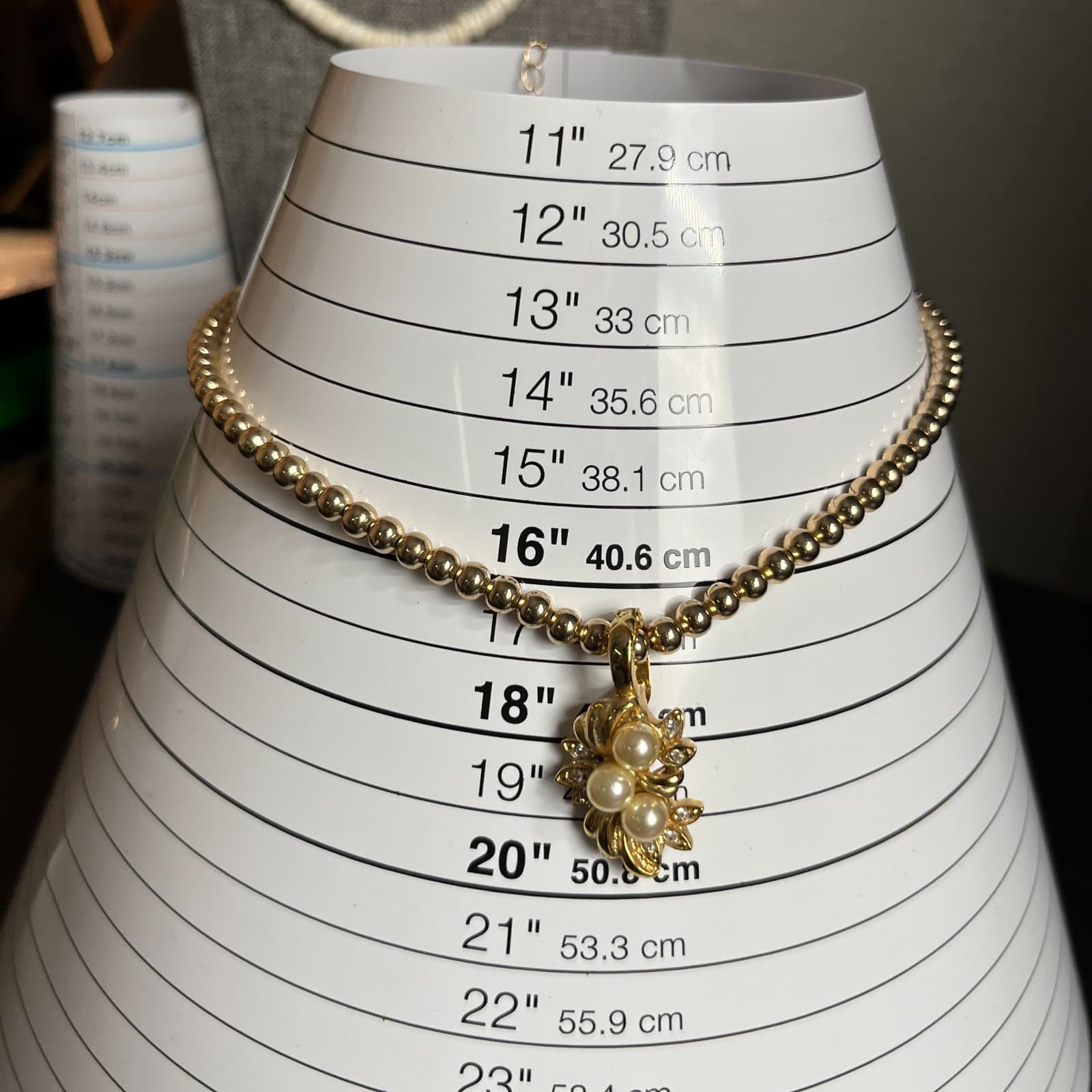 Vtg Gold Bead Flower Necklace With Pearl Accent Floral Pendant Estate Jewelry - Thumbnail 7