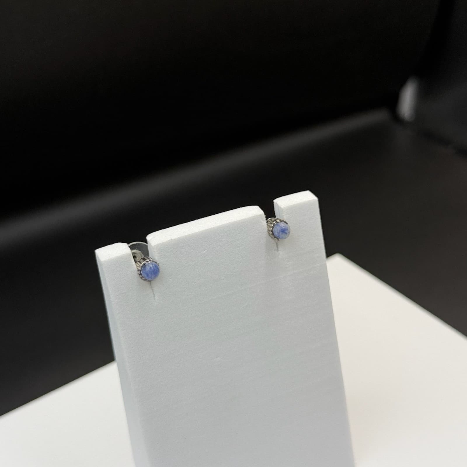 Vintage Women's Blue Cabochon-Cut Gemstone Fashion Wedding Stud Earrings - Thumbnail 8