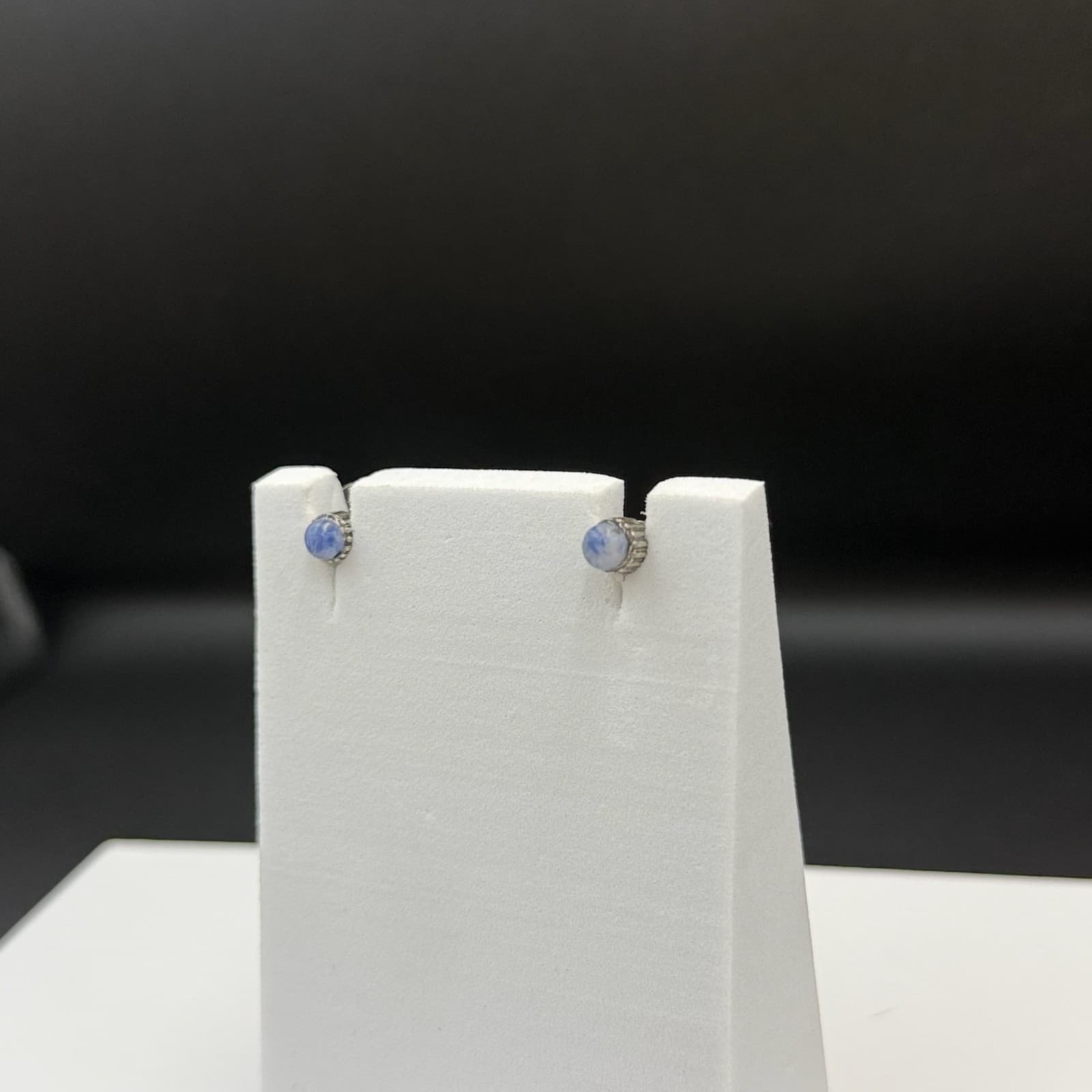 Vintage Women's Blue Cabochon-Cut Gemstone Fashion Wedding Stud Earrings - Thumbnail 3