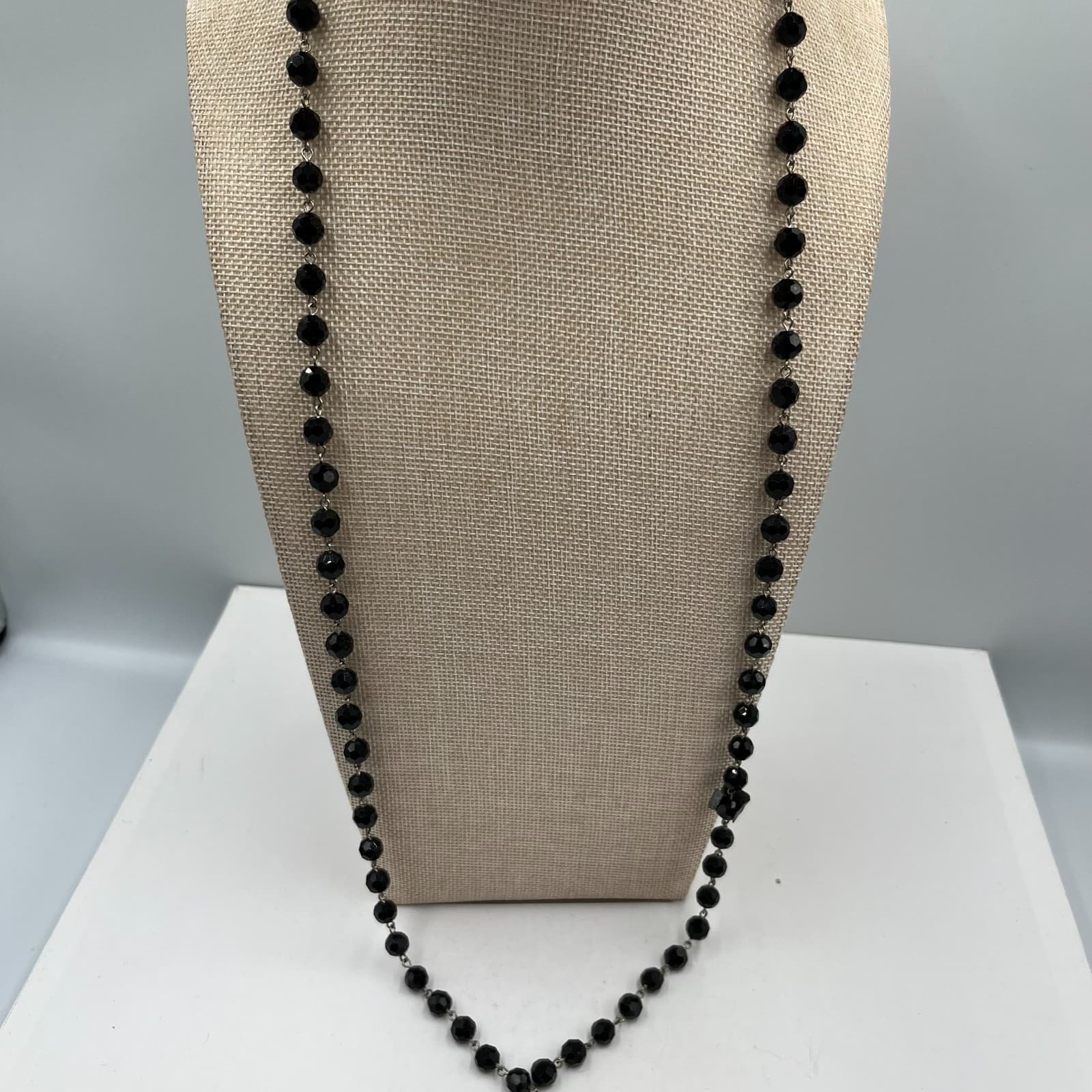 Vtg Black Faceted Bead Necklace Glass Jet Style Goth Victorian Art Deco Retro - Image 1