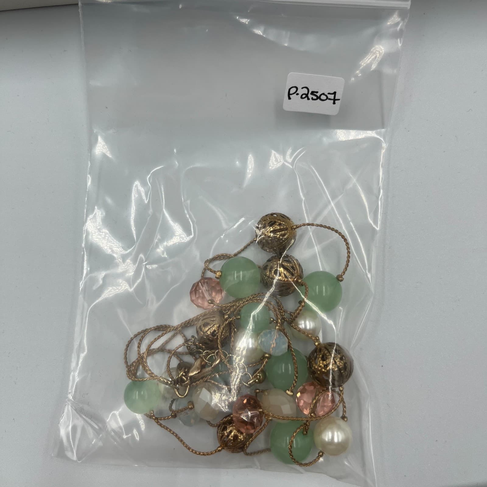 Vintage Lisner Triple Strand Beaded Necklace Pastel Pink Mint Green Gold Tone - Thumbnail 8