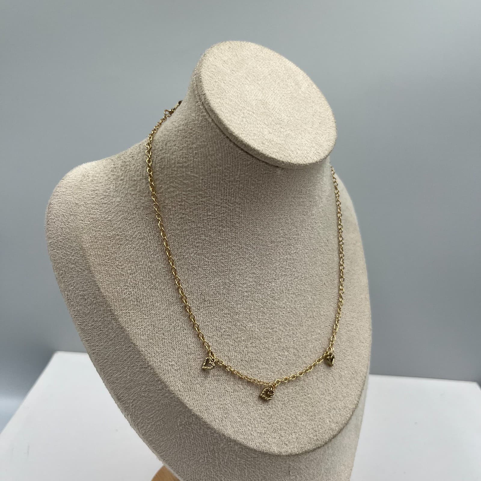 Vintage Puffy Heart Charm Necklace Gold Tone Textured Dainty Pendant Gift - Thumbnail 4