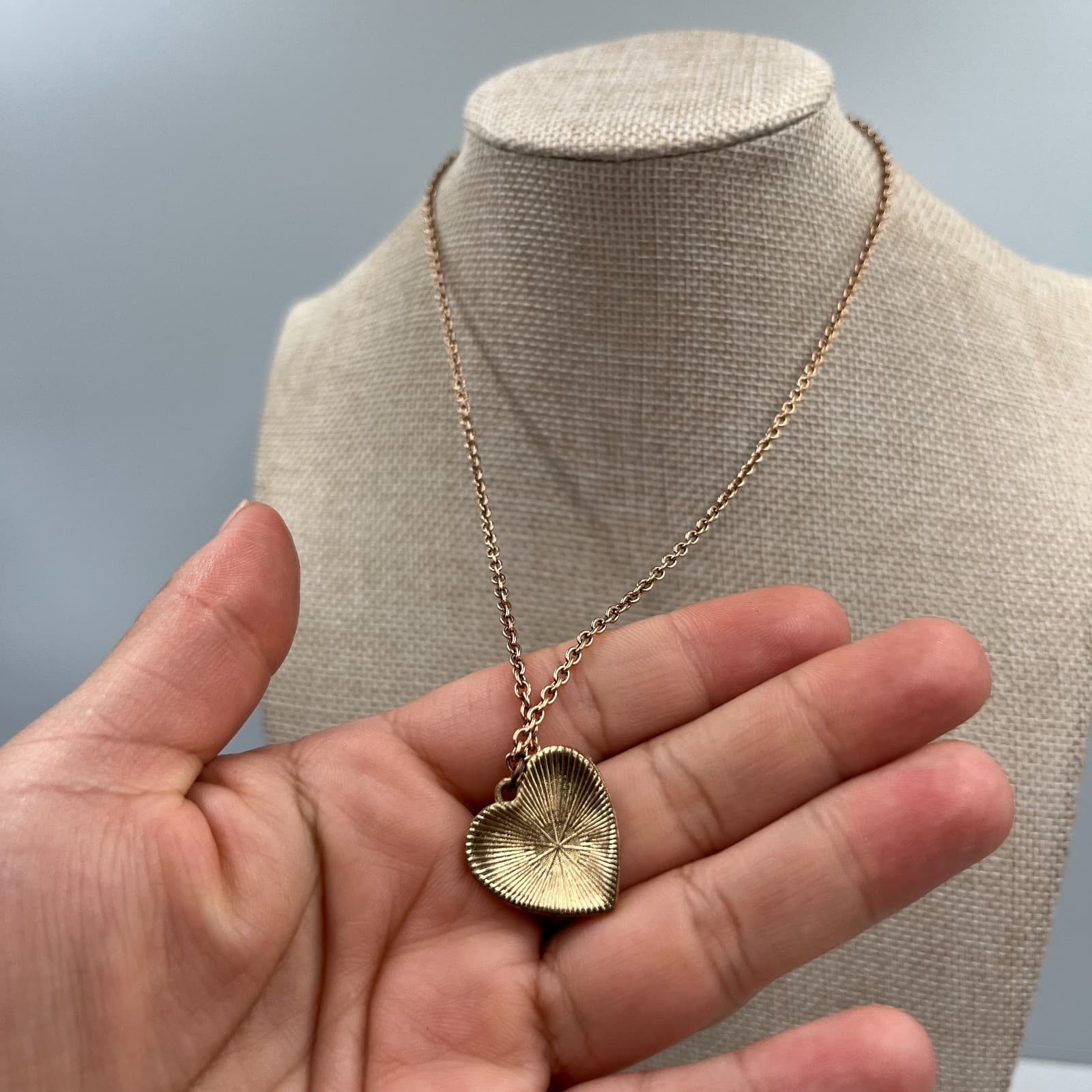 Vintage Black Enamel Heart Pendant Necklace Gold Tone Bow Faux Pearl Statement - Thumbnail 4