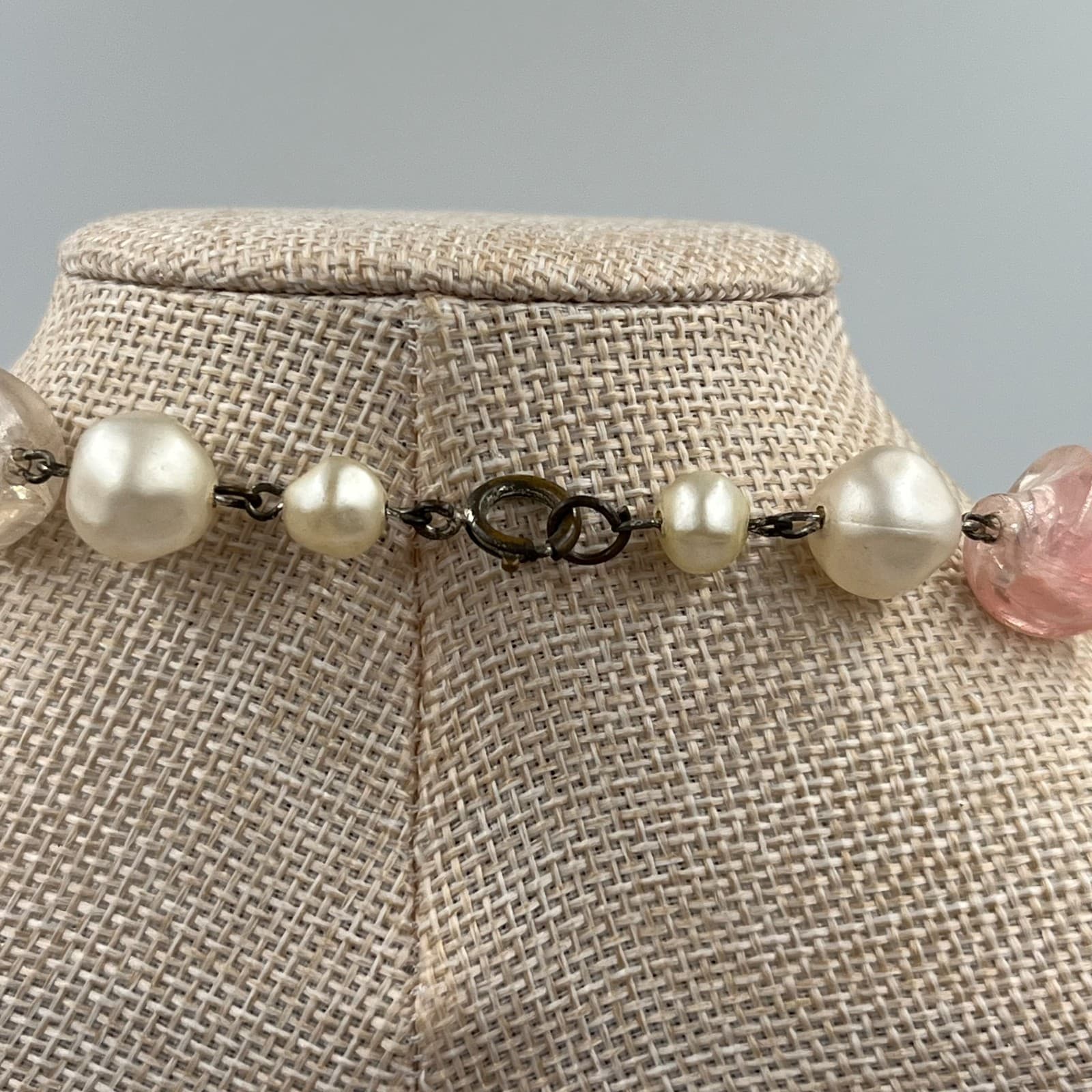 VTG Cream Mother Of Pearl Pink Sugar Beads Miriam Haskell-Style Station Necklace - Thumbnail 7