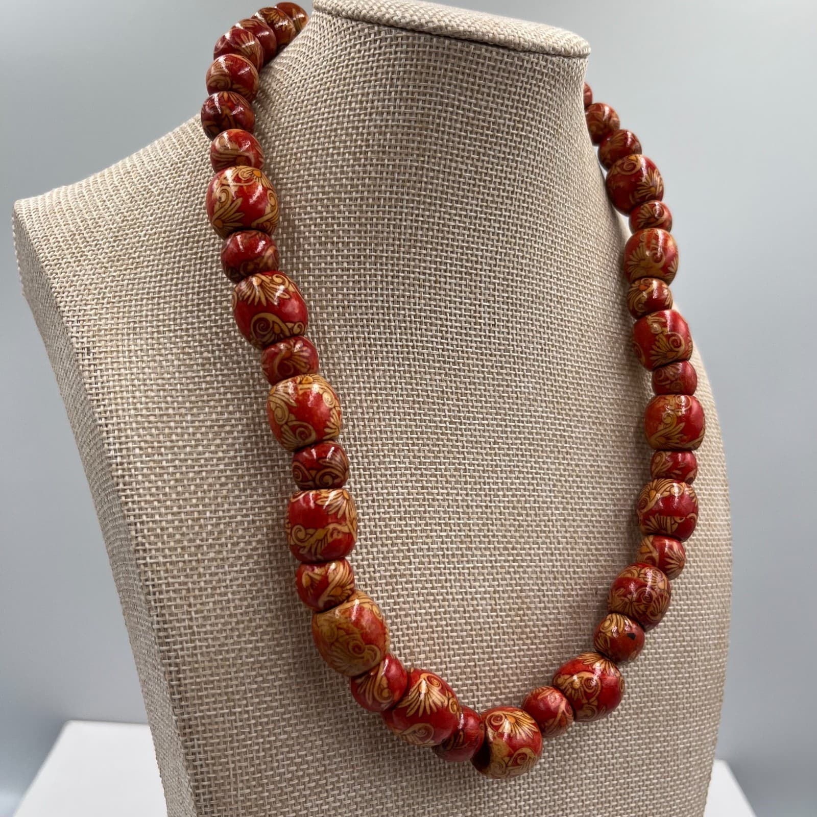 Vintage Red Wooden Bead Necklace Hand Painted Floral Boho Statement Jewelry 24" - Thumbnail 4