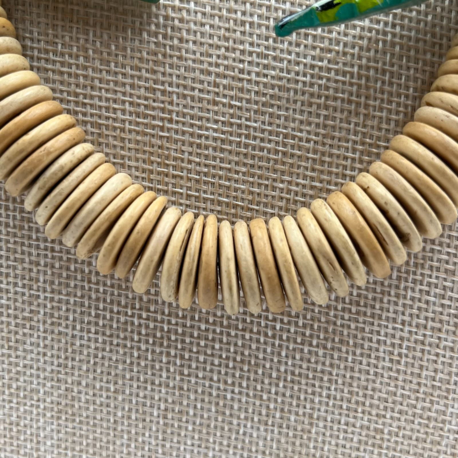 Vintage 80s Wooden Parrot Necklace Hand Painted Carved Wood Beaded Tropical Boho - Thumbnail 6