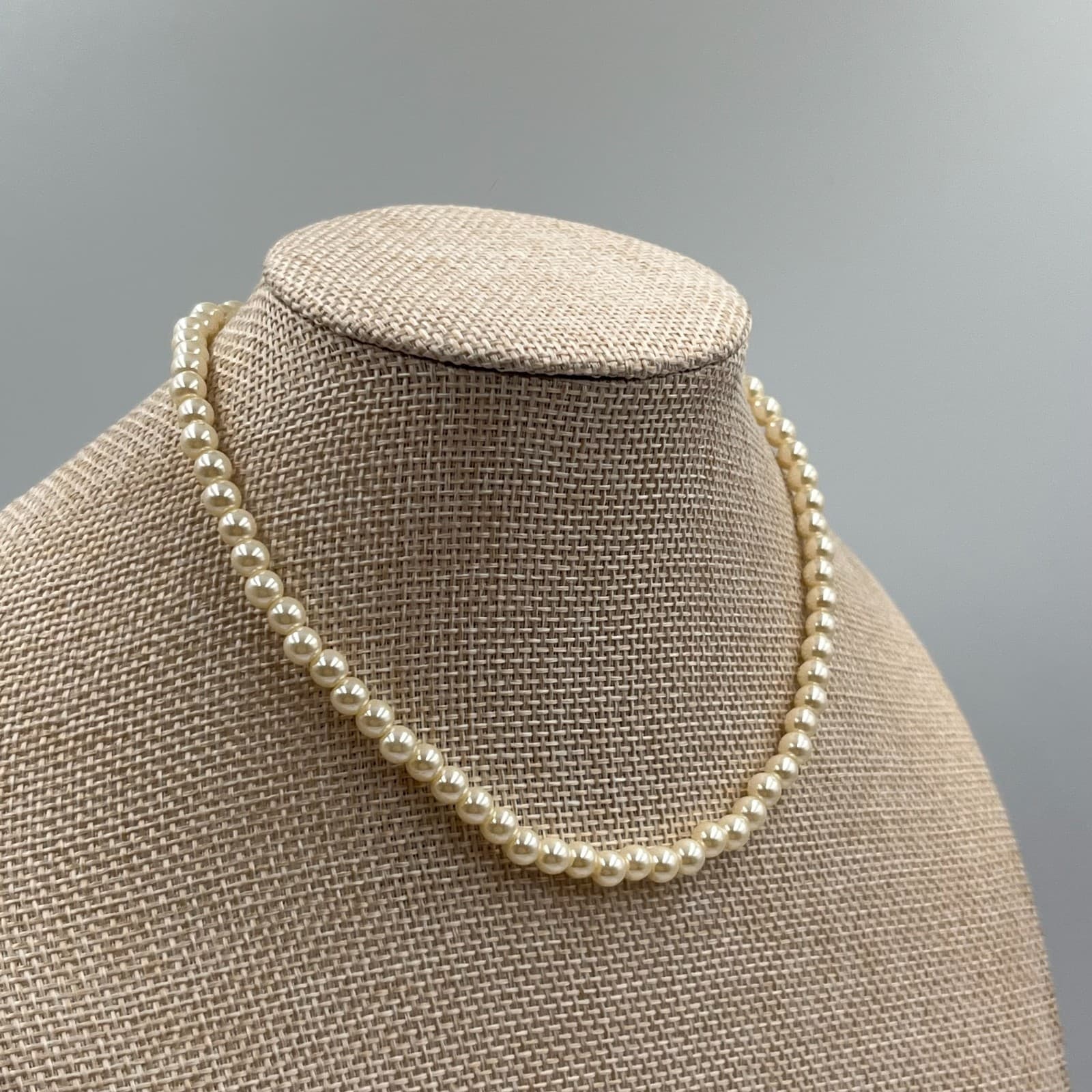 Vtg Triple Strand White Faux Pearl Necklace Ornate Silver Flower Clasp Statement - Thumbnail 4