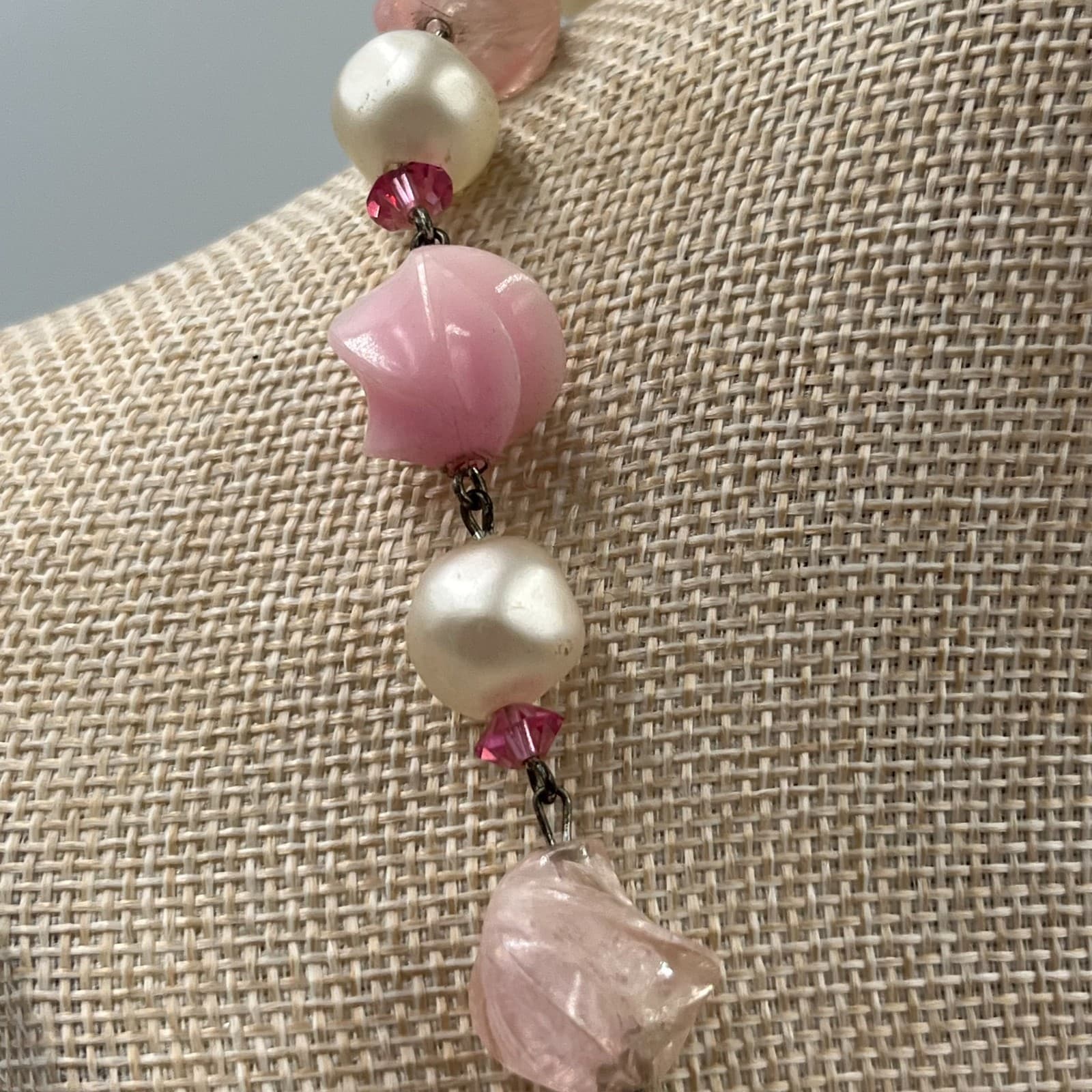 VTG Cream Mother Of Pearl Pink Sugar Beads Miriam Haskell-Style Station Necklace - Thumbnail 5