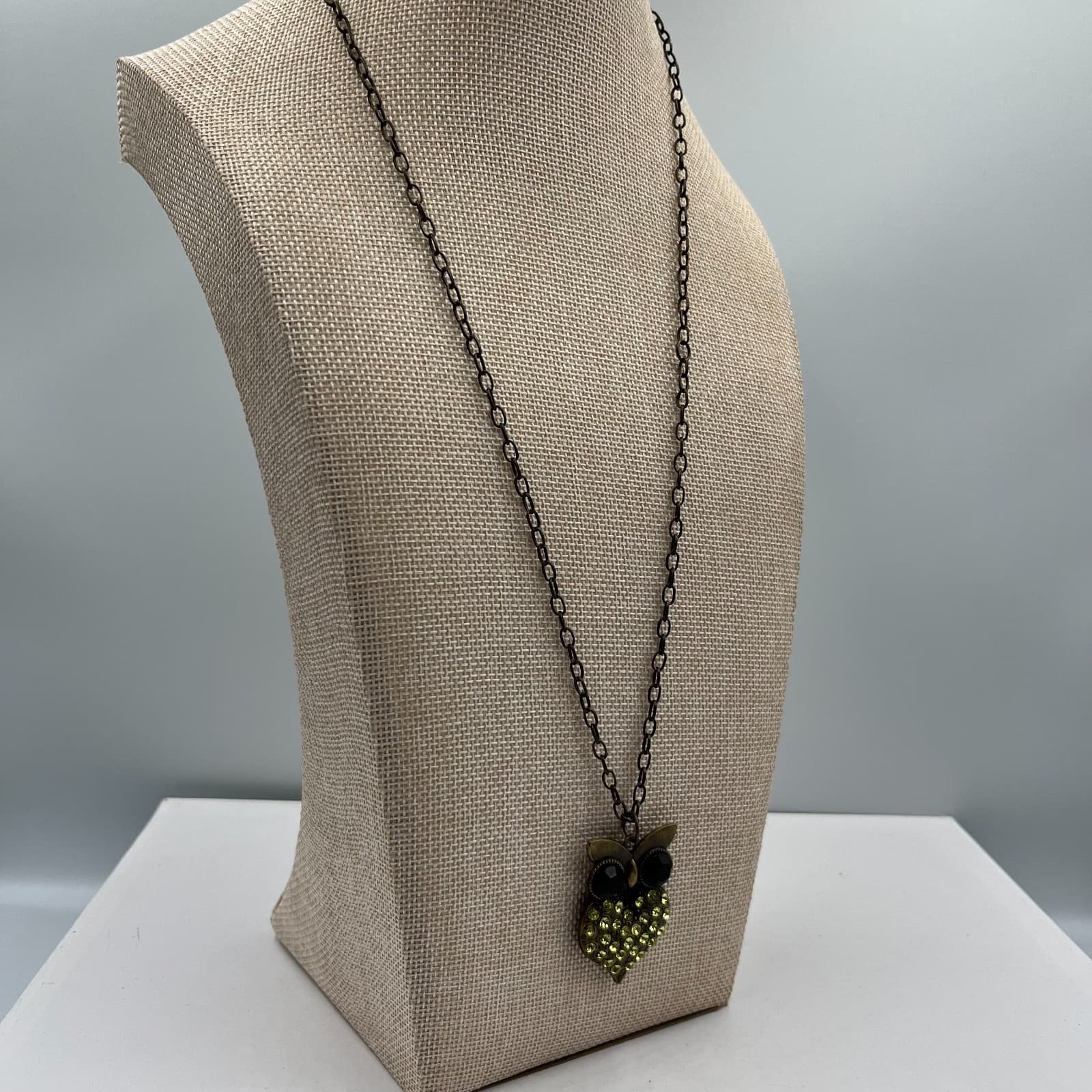 Vintage Owl Heart Pendant Necklace Amber Yellow Rhinestone Brass Tone Retro Boho - Thumbnail 5