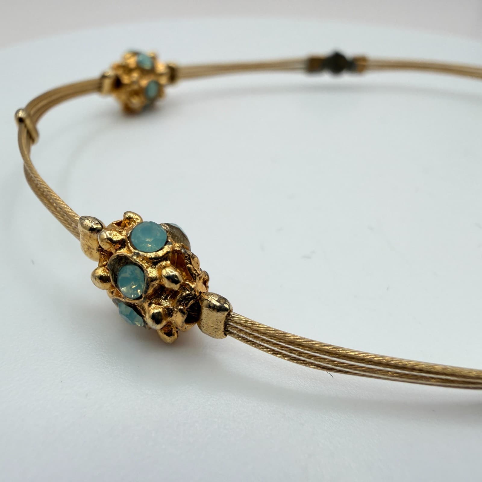 Vintage 80s Turquoise Opal Bracelet Gold Tone Flexible Wire Artisan Jewelry - Thumbnail 4