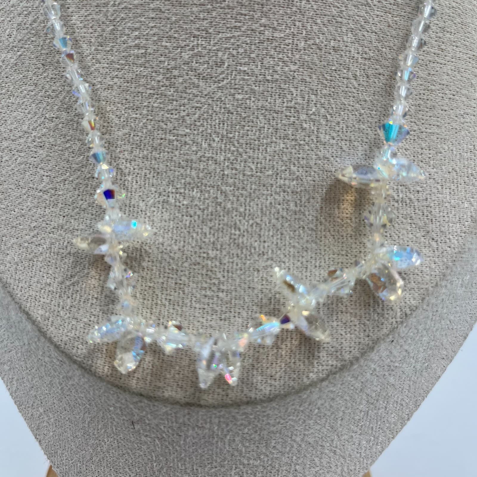 Vintage Aurora Borealis AB Crystal Necklace Iridescent Faceted Bead Choker 1950s - Thumbnail 3