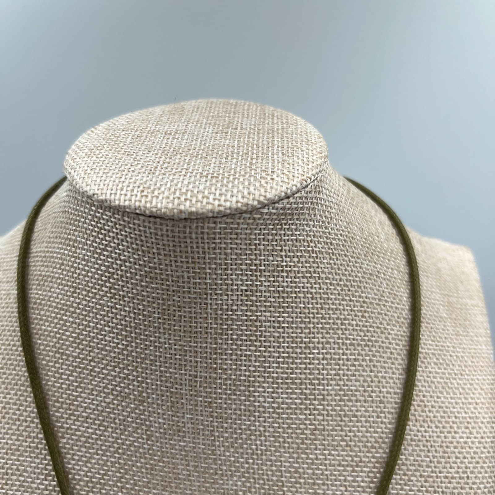 Vintage Raw Amethyst Heart Pendant Necklace Natural Purple Crystal Boho Healing - Thumbnail 2