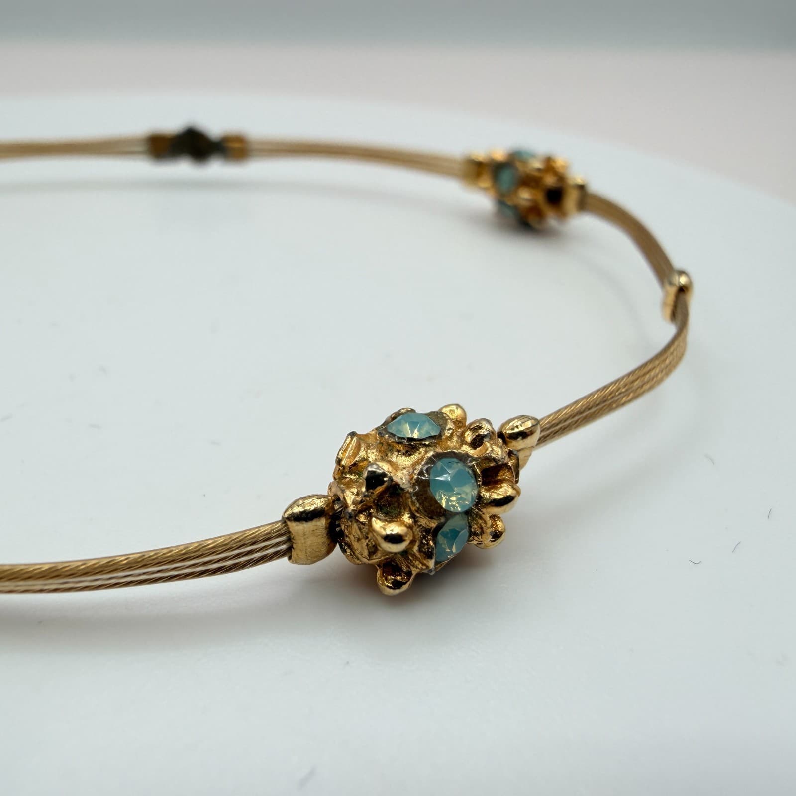 Vintage 80s Turquoise Opal Bracelet Gold Tone Flexible Wire Artisan Jewelry - Thumbnail 8