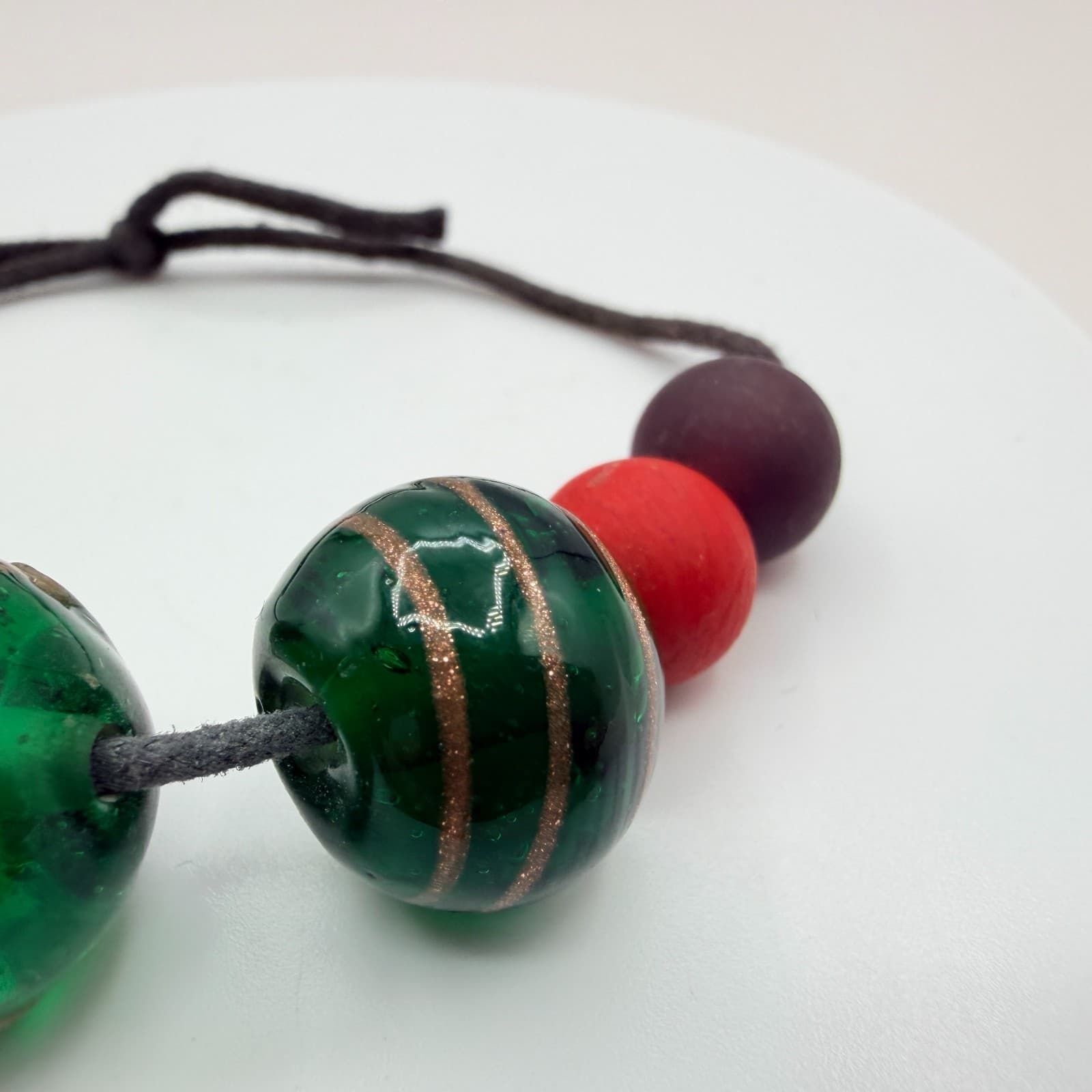 Vintage 80s Lampwork Glass Bead Cord Bracelet Multicolor Striped Classic Jewelry - Thumbnail 6