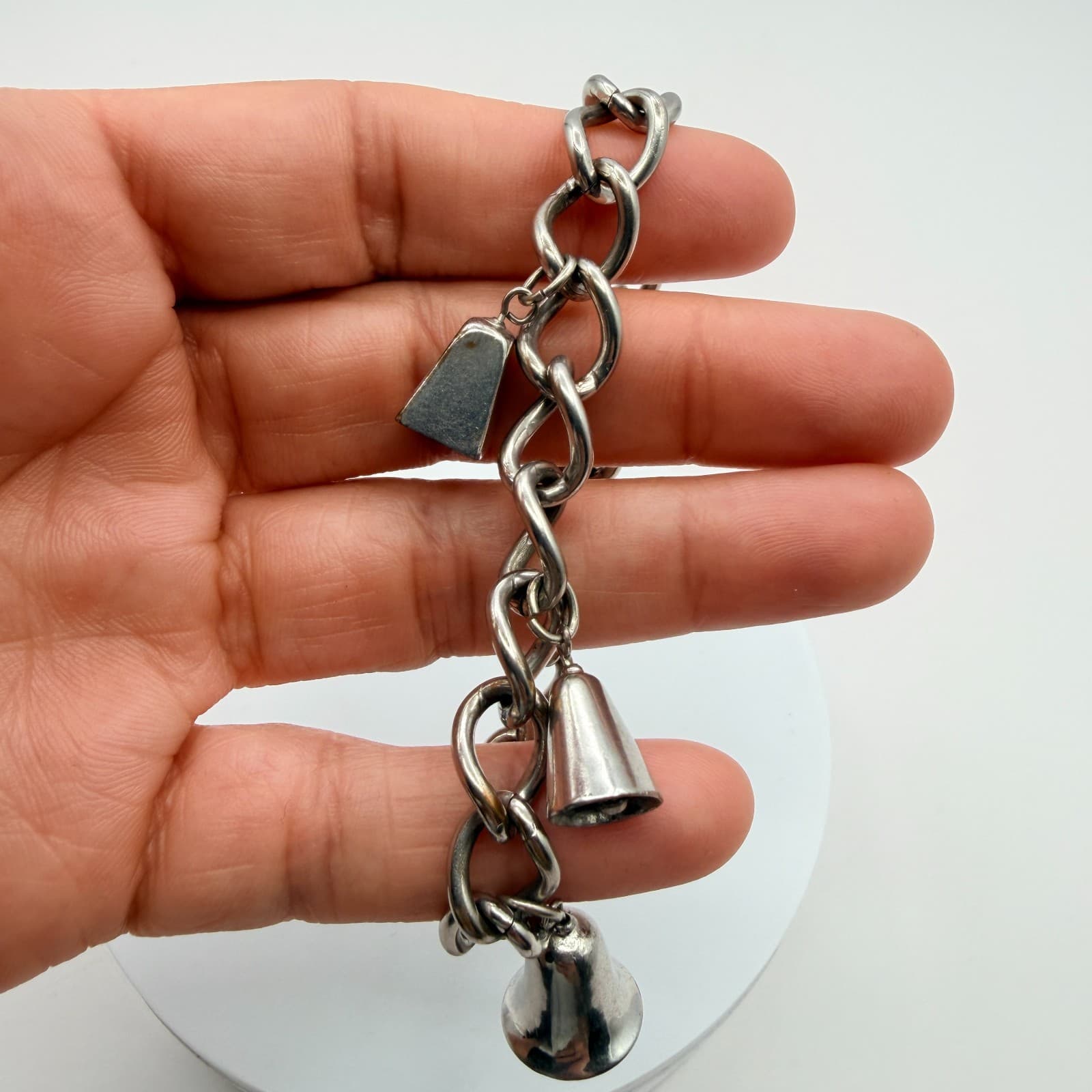 Vintage 80s Designer Coro Silver Tone Chime Bell Charm Link Bracelet Jewelry - Thumbnail 7