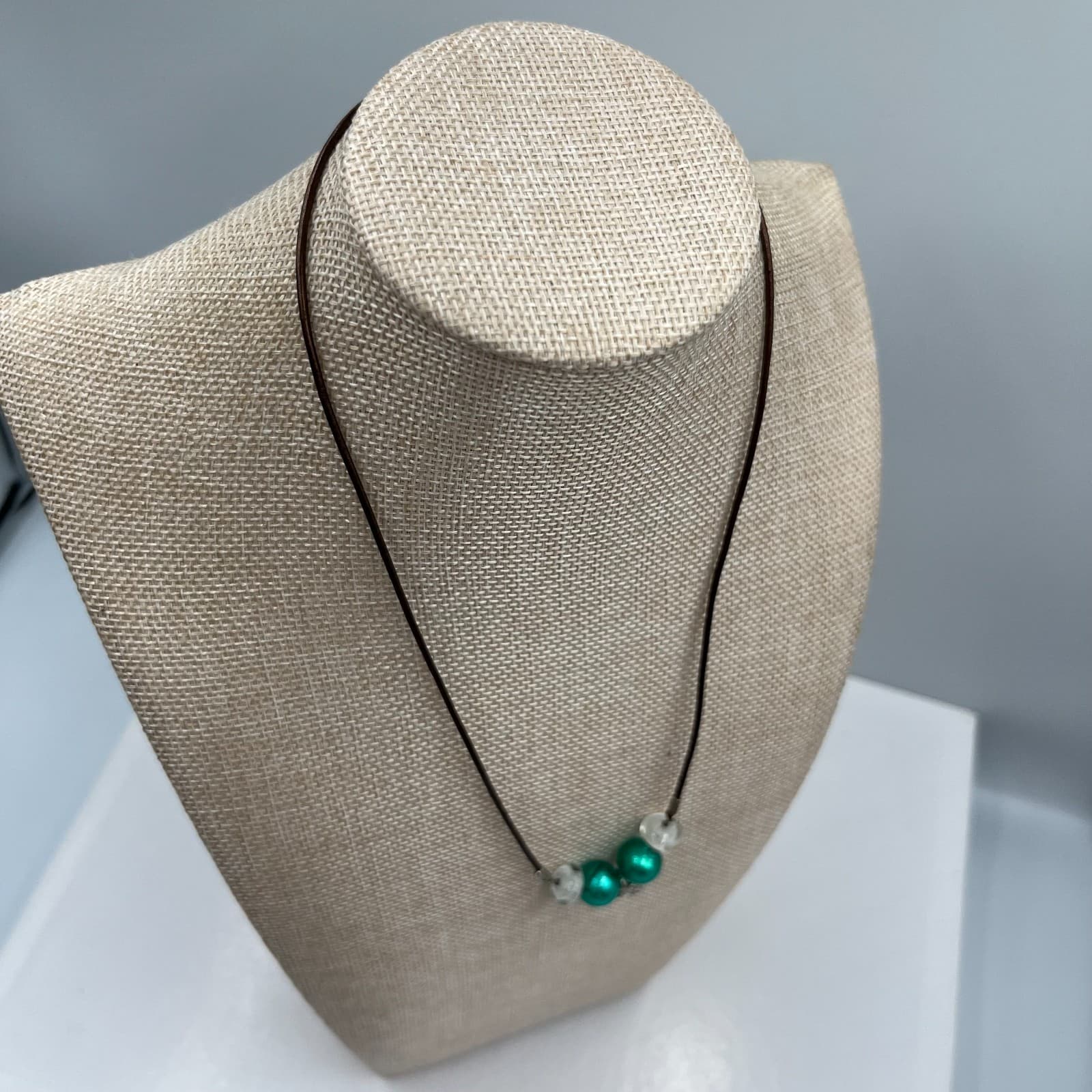 Vintage Boho Elephant Pendant Necklace Silver Tone Carved Animal Leather Cord - Thumbnail 6