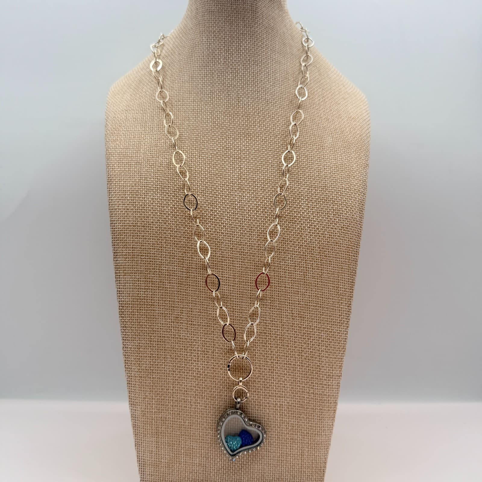 Vintage 90s Floating Heart Locket Necklace Silver Tone Blue Glass Charm Jewelry - Thumbnail 8