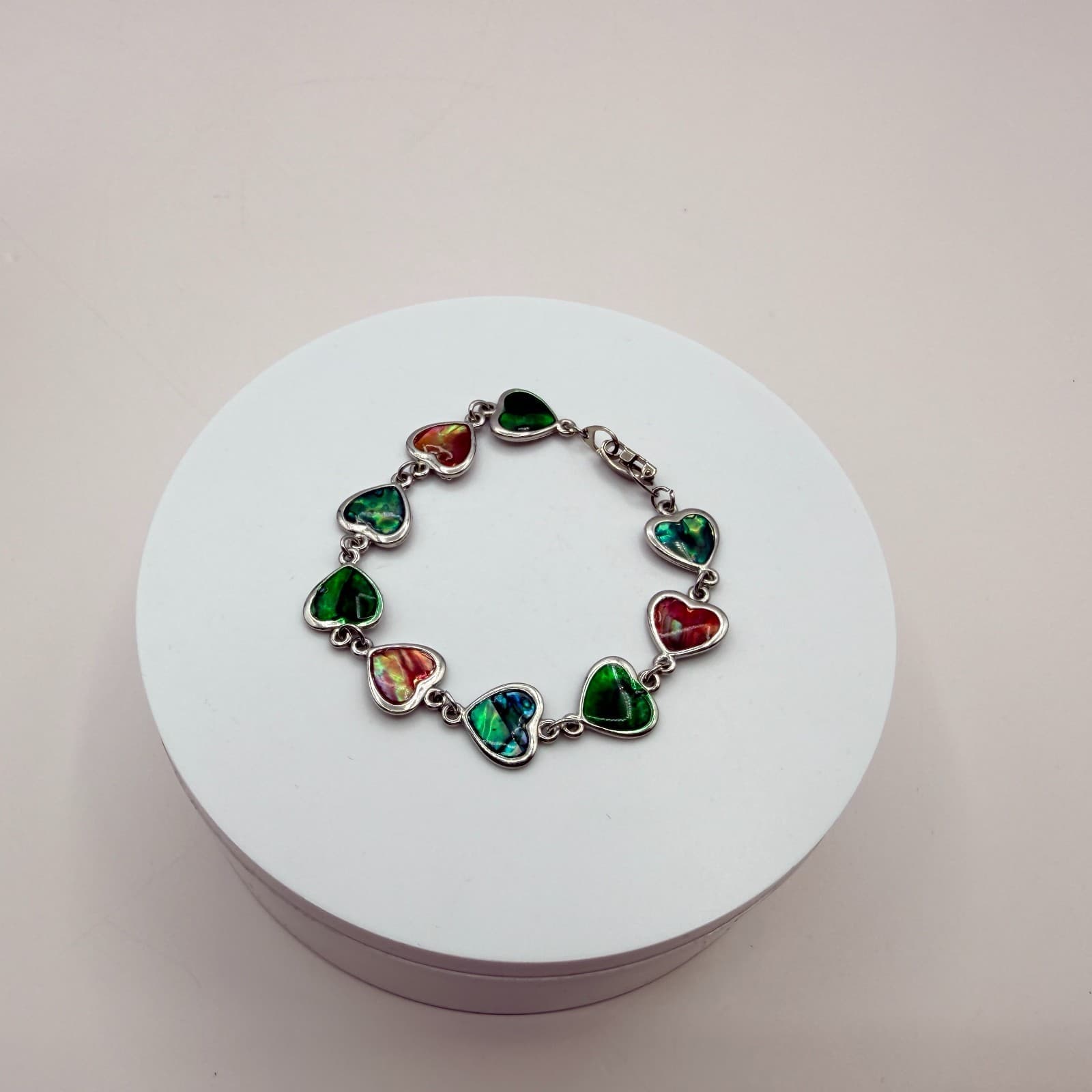 Vintage 90s Silver Tone Multi Color Faux Paua Shell Heart Link Bracelet Jewelry - Image 1