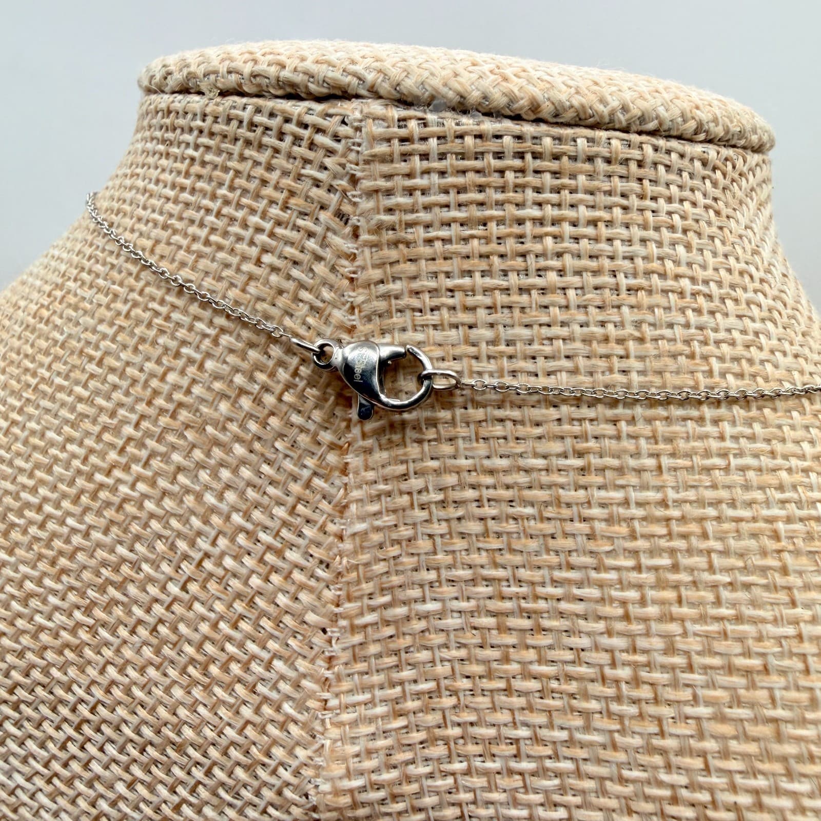 Vintage Y2K Silver Tone Guitar Locket Pendant Necklace Women's Classic Jewelry - Thumbnail 8