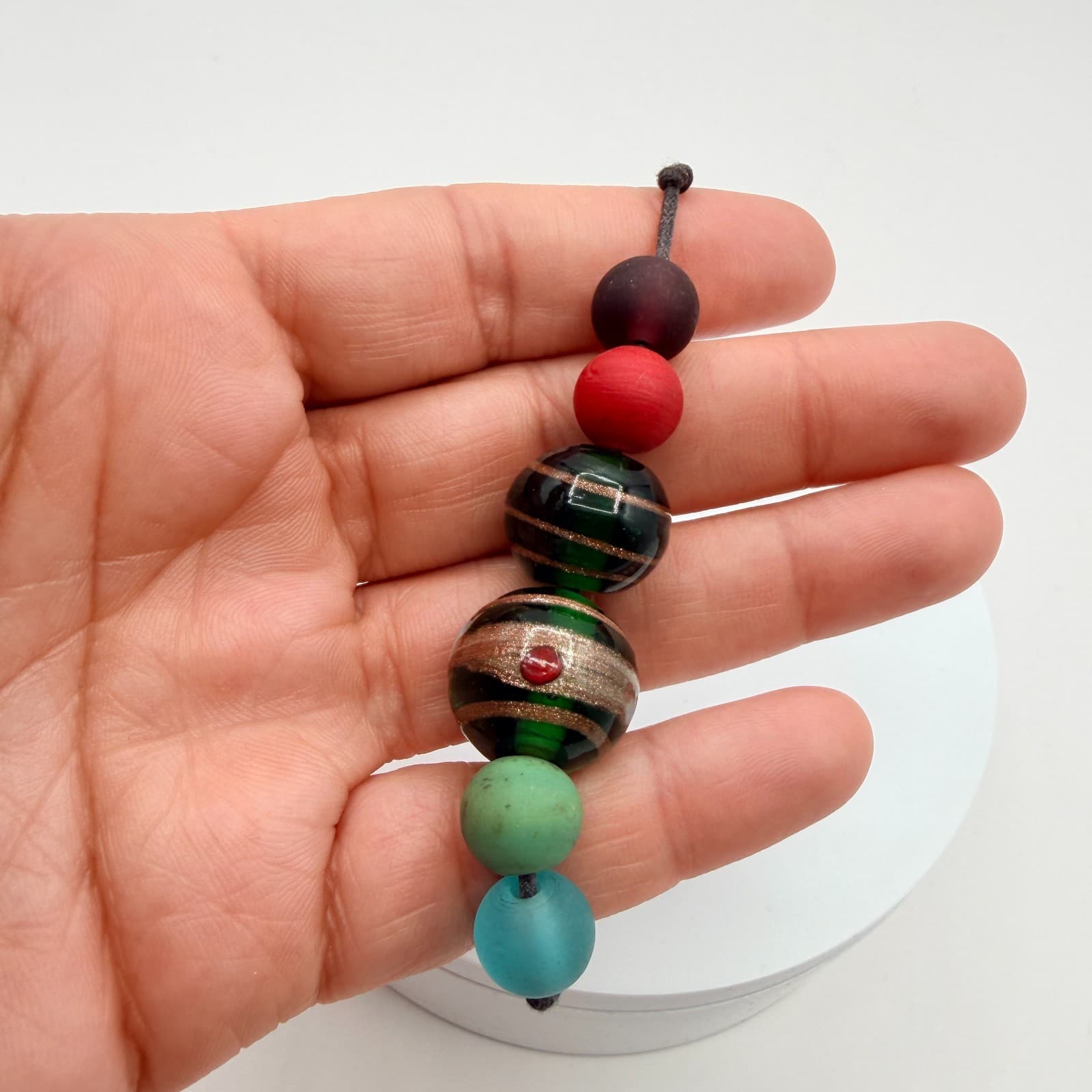 Vintage 80s Lampwork Glass Bead Cord Bracelet Multicolor Striped Classic Jewelry - Thumbnail 9