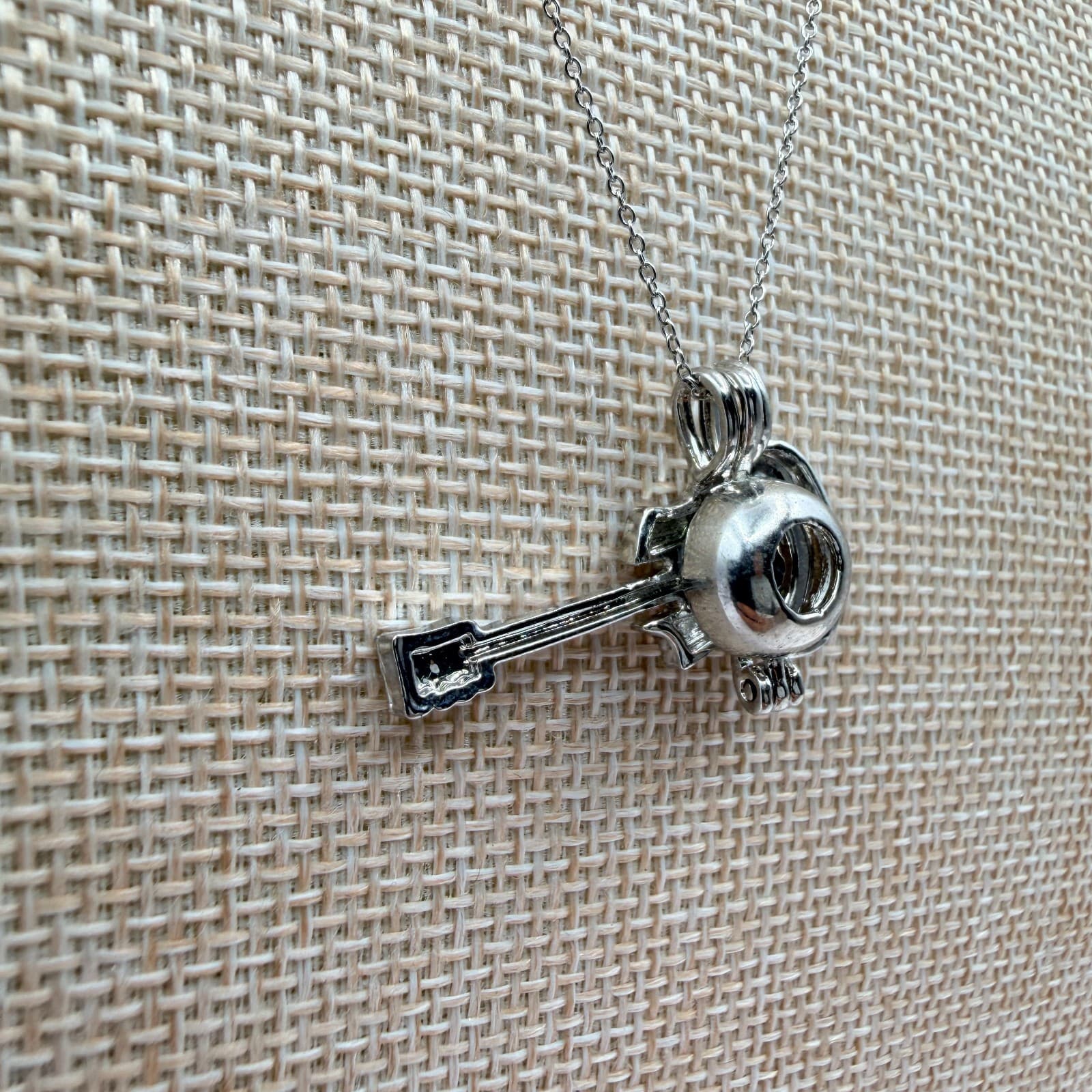 Vintage Y2K Silver Tone Guitar Locket Pendant Necklace Women's Classic Jewelry - Thumbnail 5