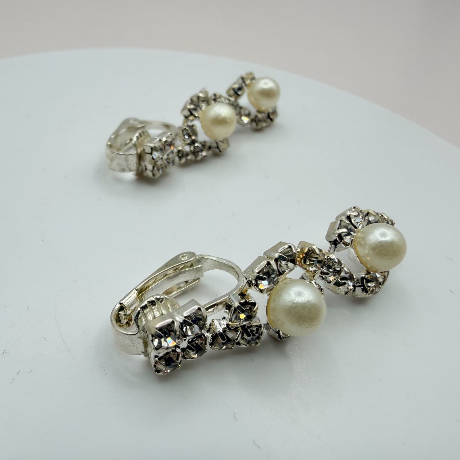 Vintage Y2K Silver Tone Faux Pearl Rhinestone Earrings Women's Classic Jewelry - Thumbnail 5