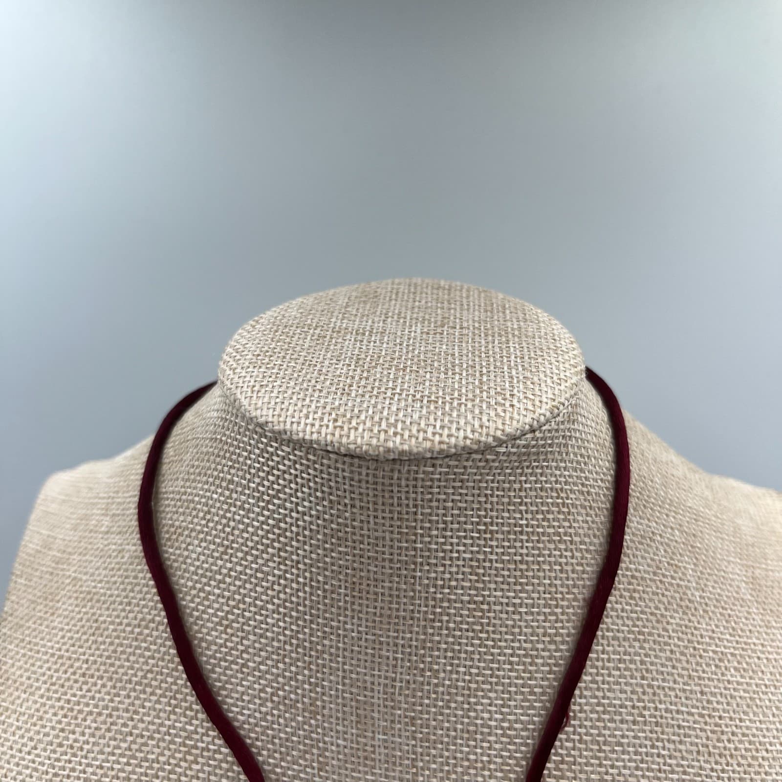 VTG Hand-Painted Mother-Of-Pearl Polo Match Persian Storyteller Pendant Necklace - Thumbnail 2