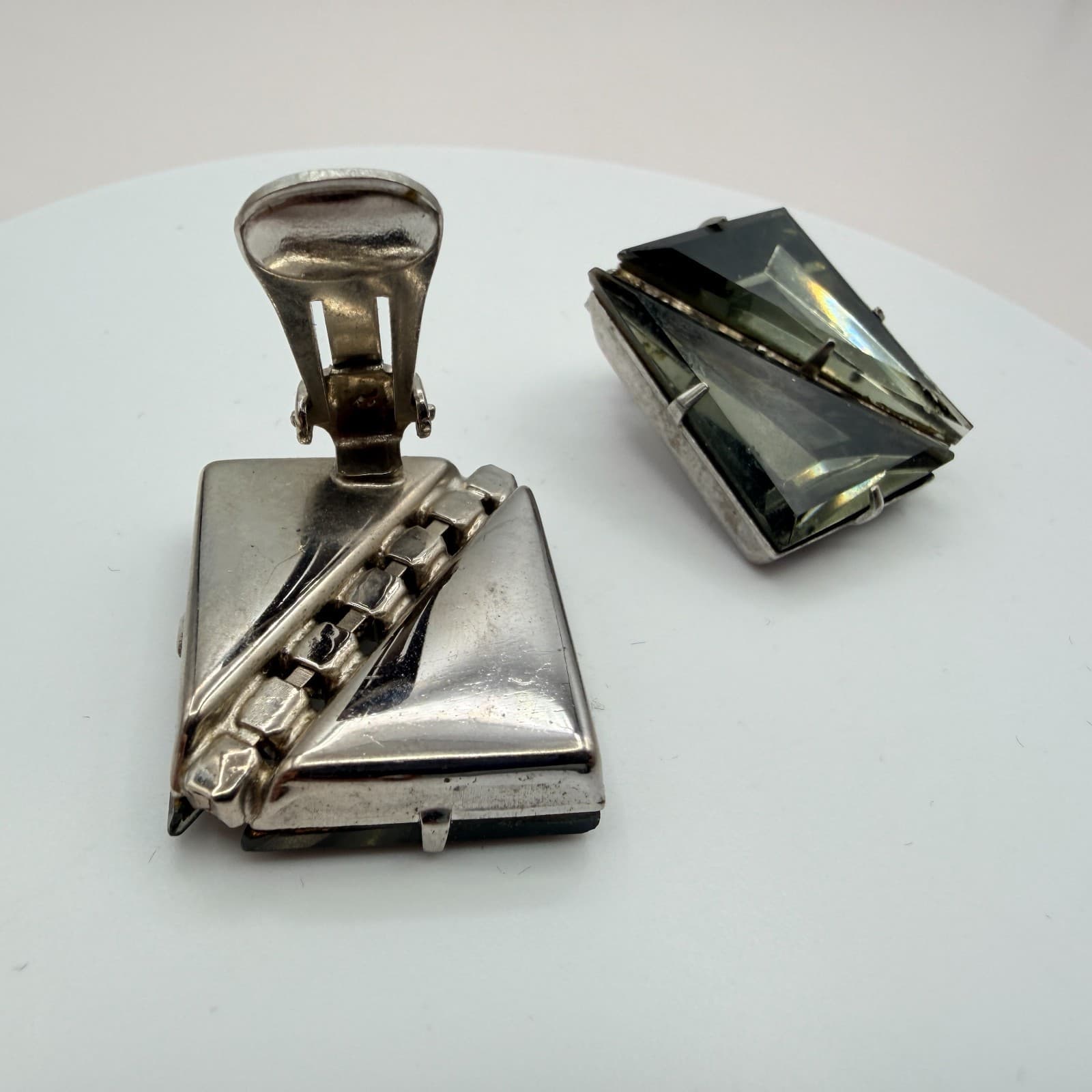 Vintage 80s Schreiner Style Ruffle Clip On Earrings Black Rhinestone Jewelry - Thumbnail 8