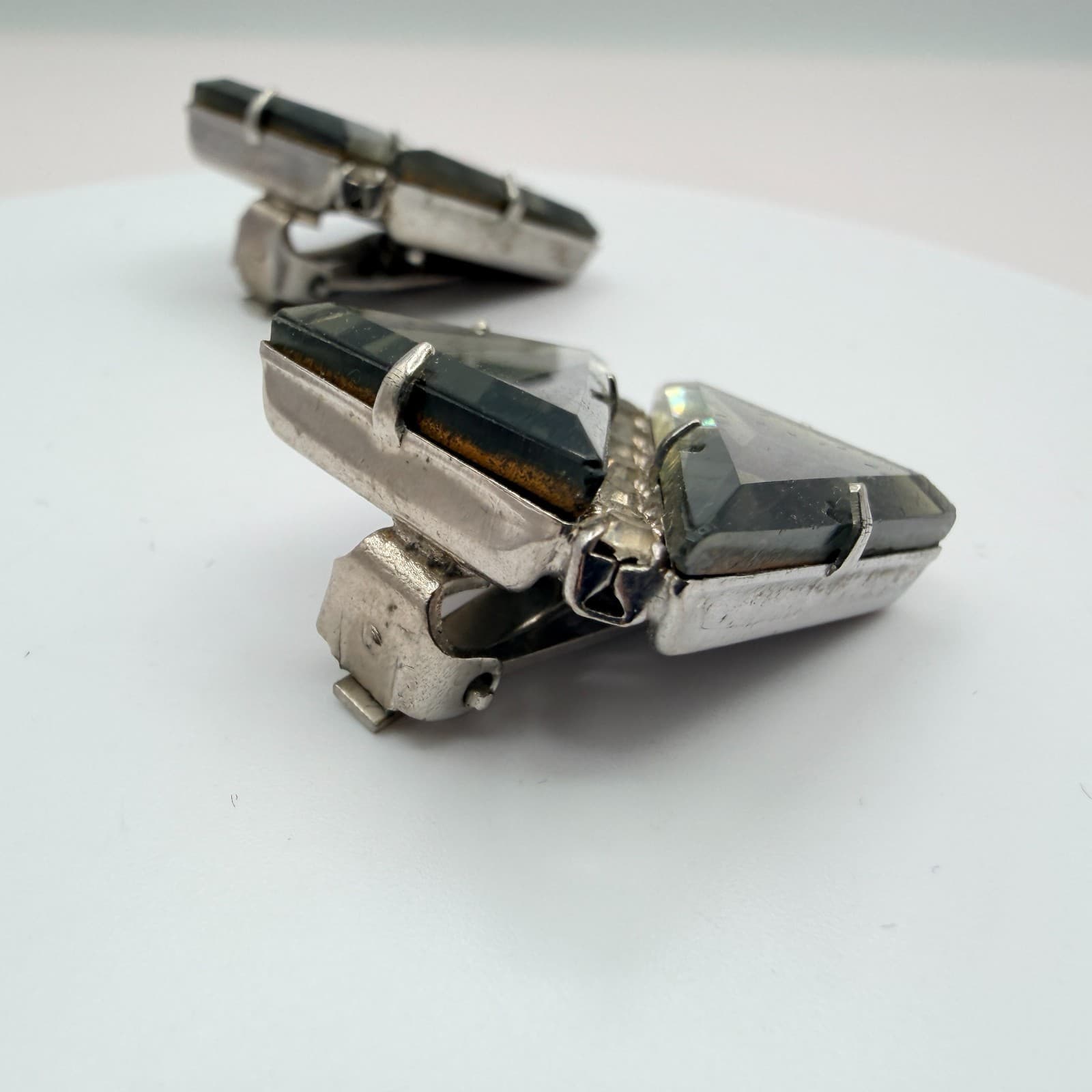 Vintage 80s Schreiner Style Ruffle Clip On Earrings Black Rhinestone Jewelry - Thumbnail 6