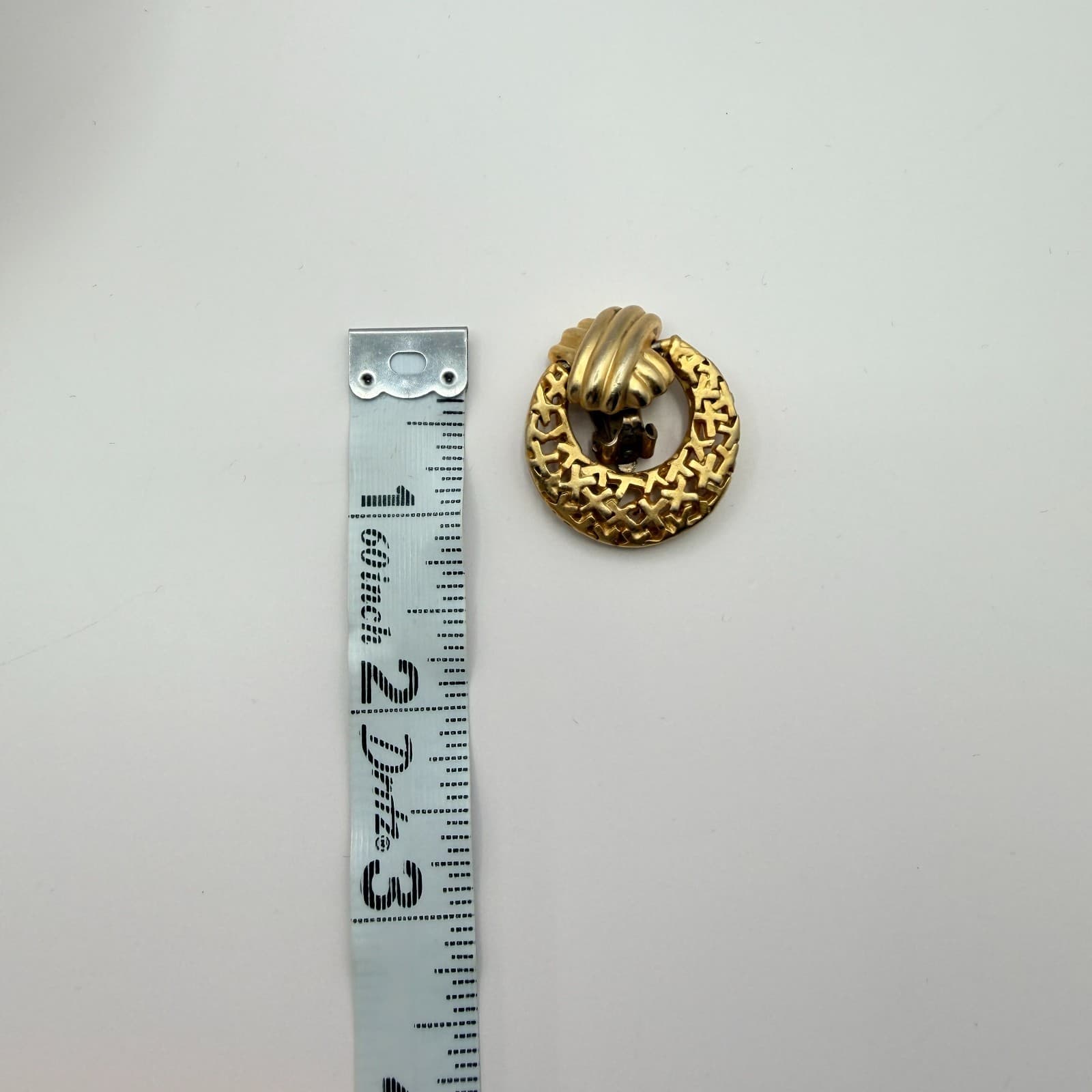 Vintage 80s Gold Tone Door Knocker Clip On Earrings Ribbed Statement Jewelry - Thumbnail 10