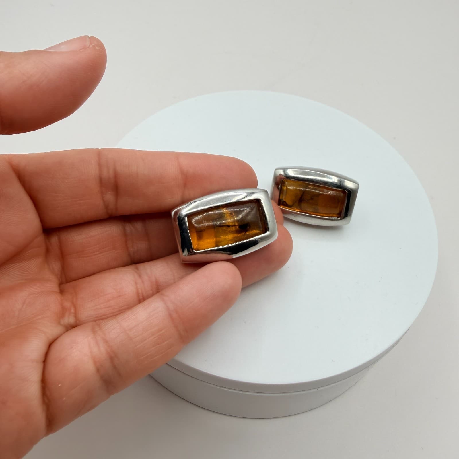 Vintage 80s Silver Tone Modernist Baltic Amber Stud Earrings Rectangular jewelry - Thumbnail 7
