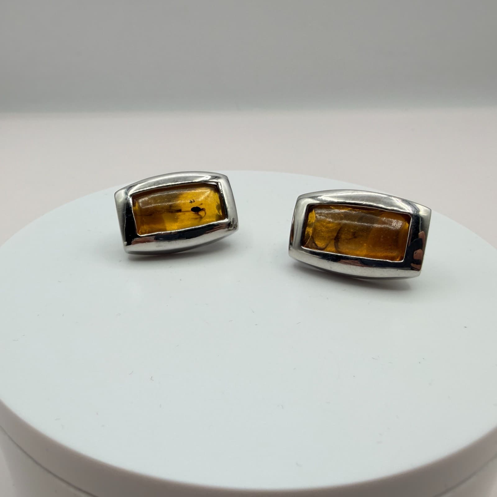 Vintage 80s Silver Tone Modernist Baltic Amber Stud Earrings Rectangular jewelry - Image 1
